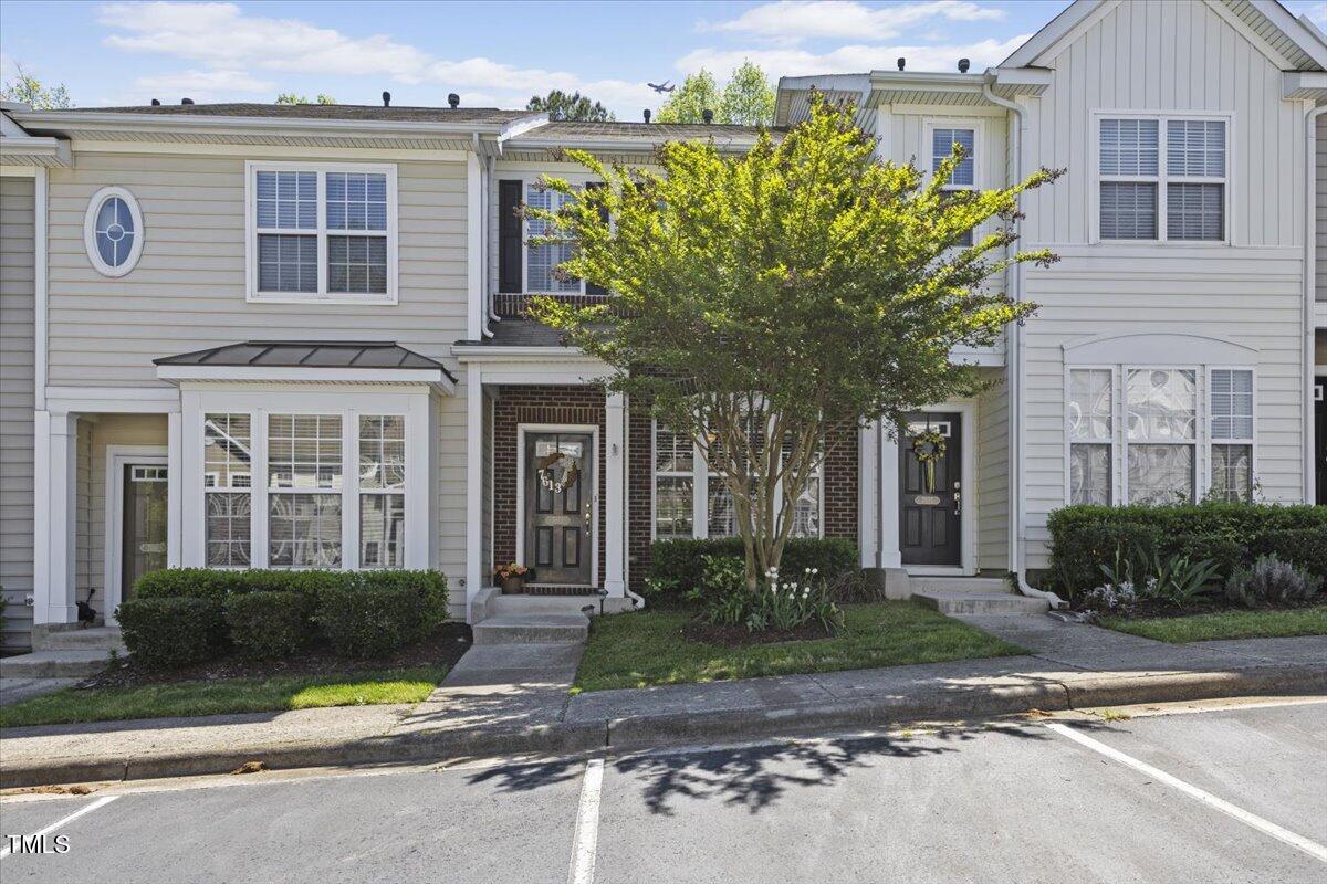 7613 Satinwing Lane