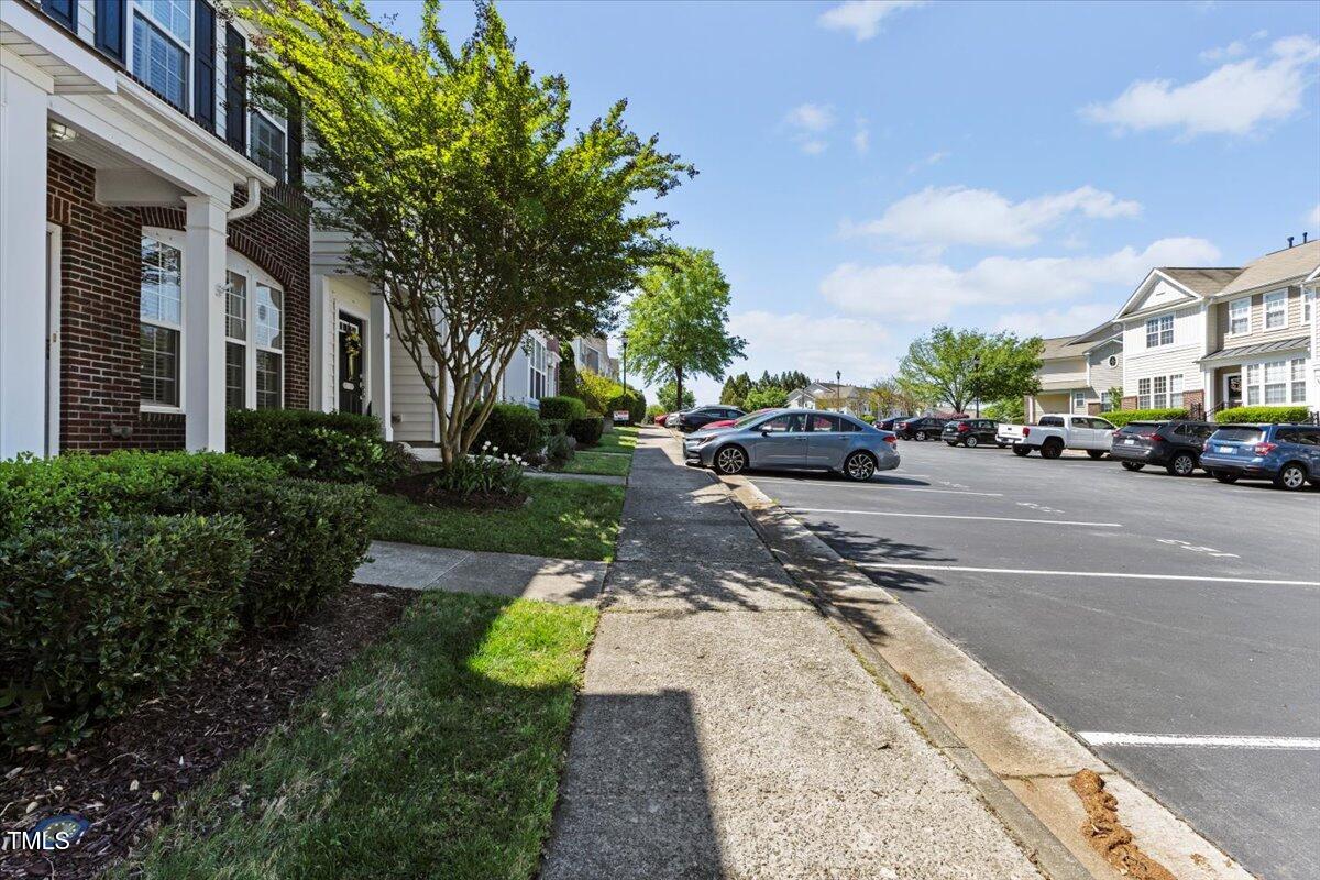 7613 Satinwing Lane
