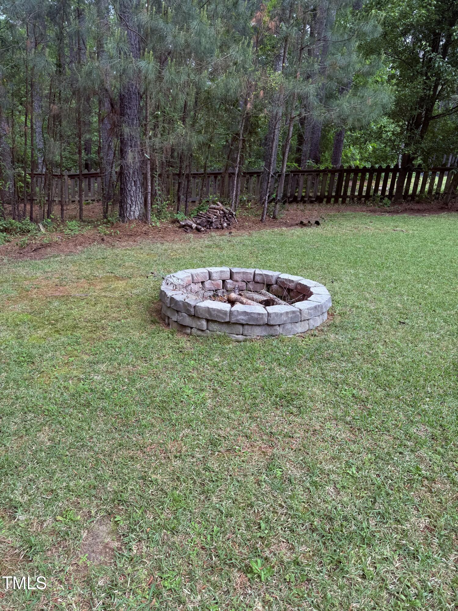 282 W Thicket Drive