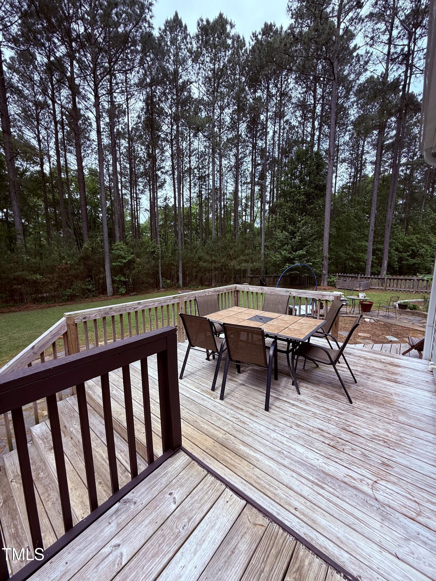 282 W Thicket Drive