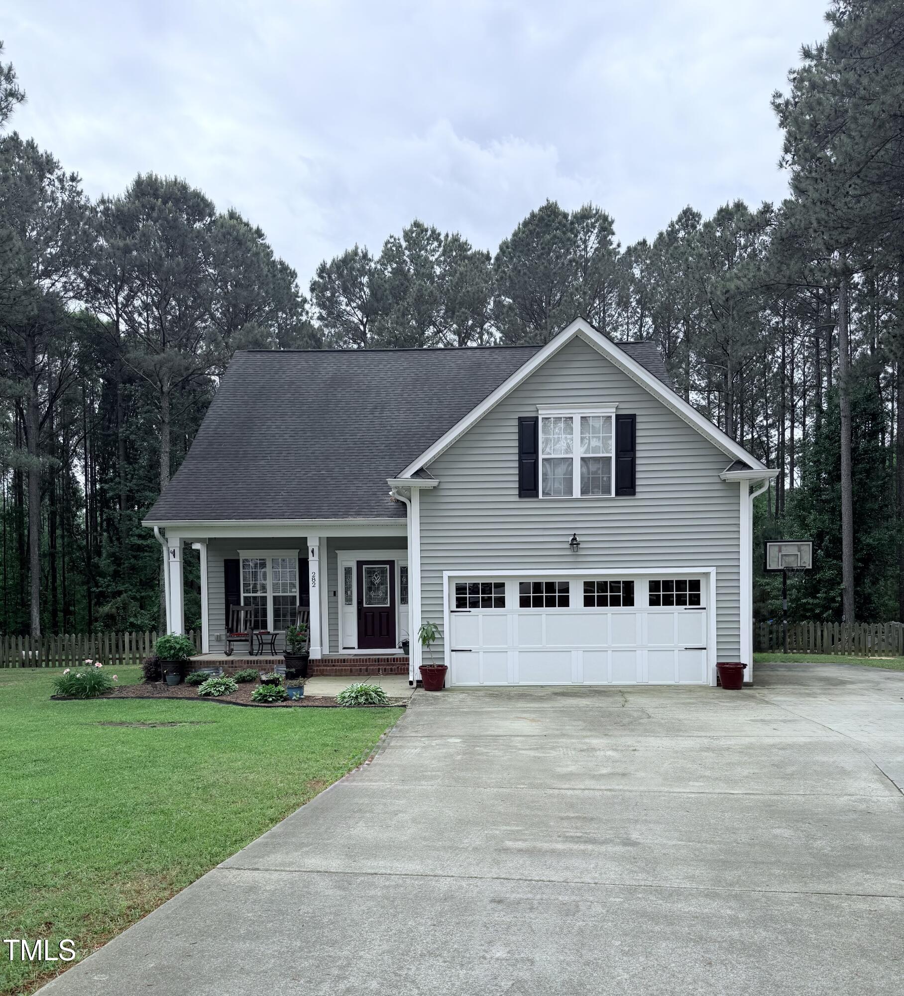 282 W Thicket Drive