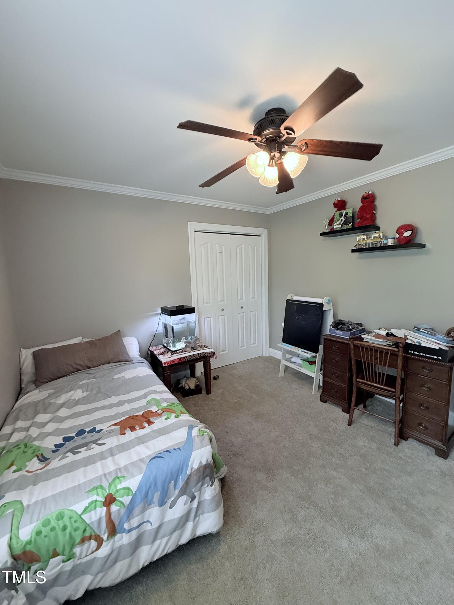 282 W Thicket Drive