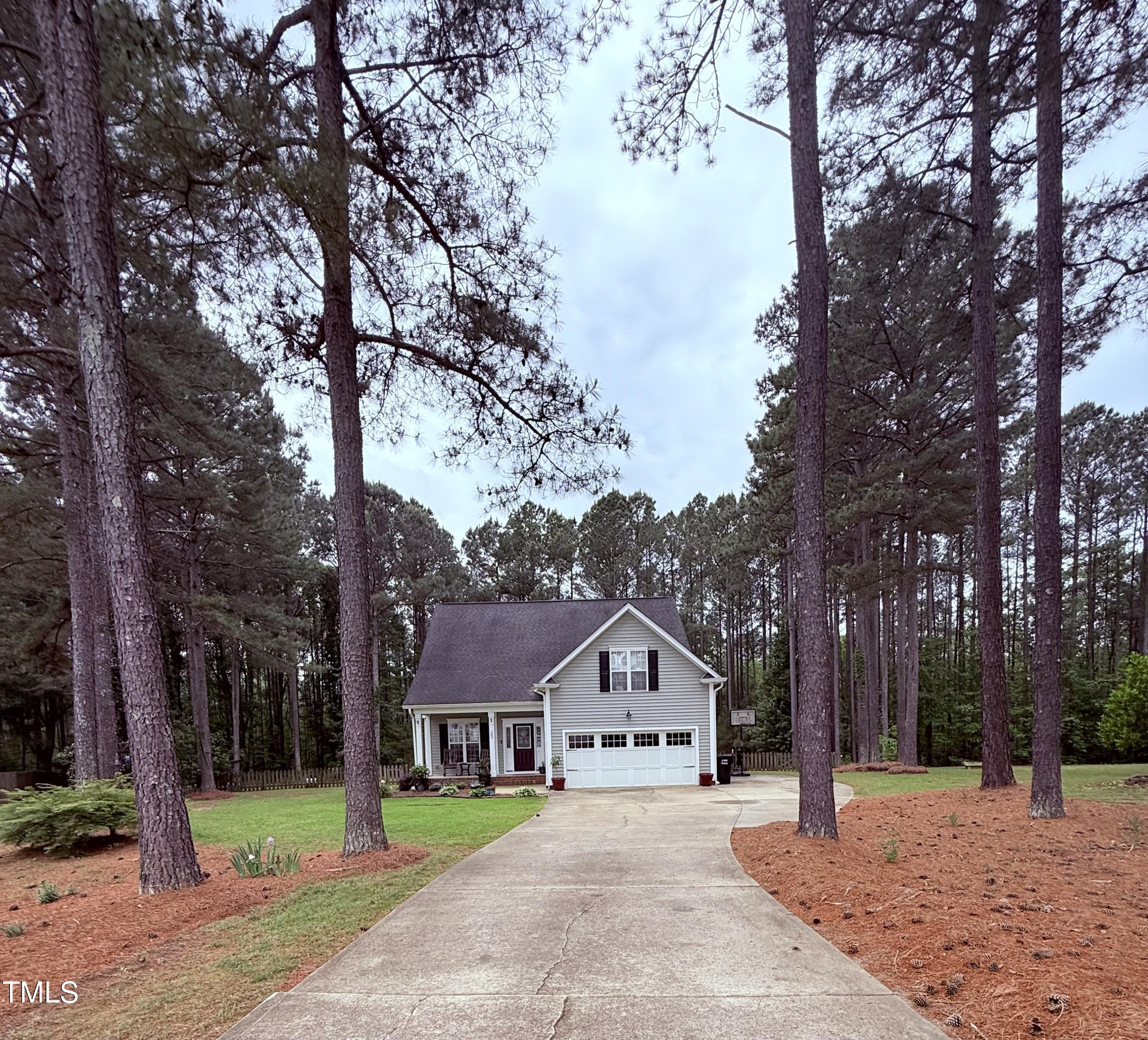 282 W Thicket Drive