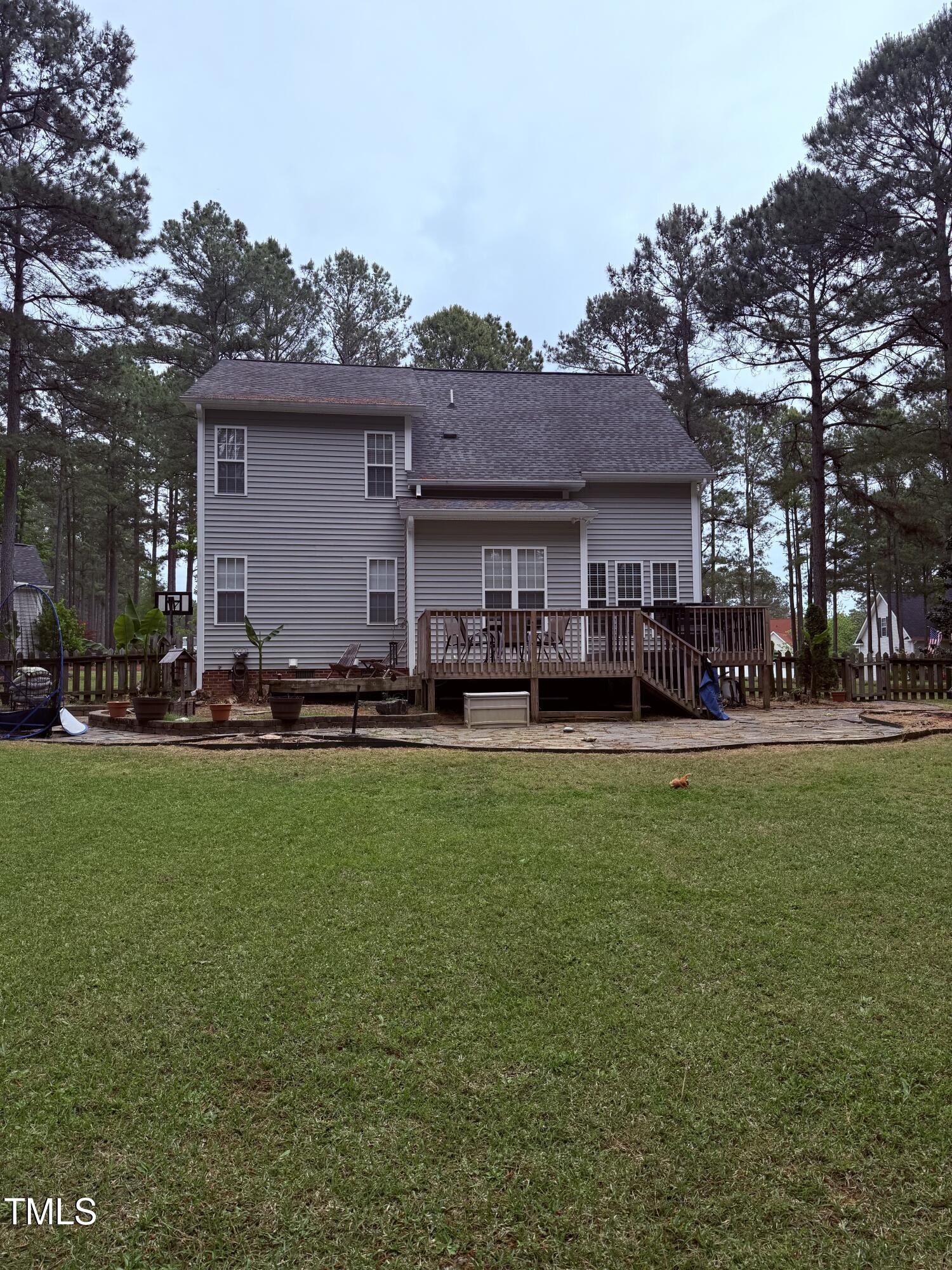 282 W Thicket Drive