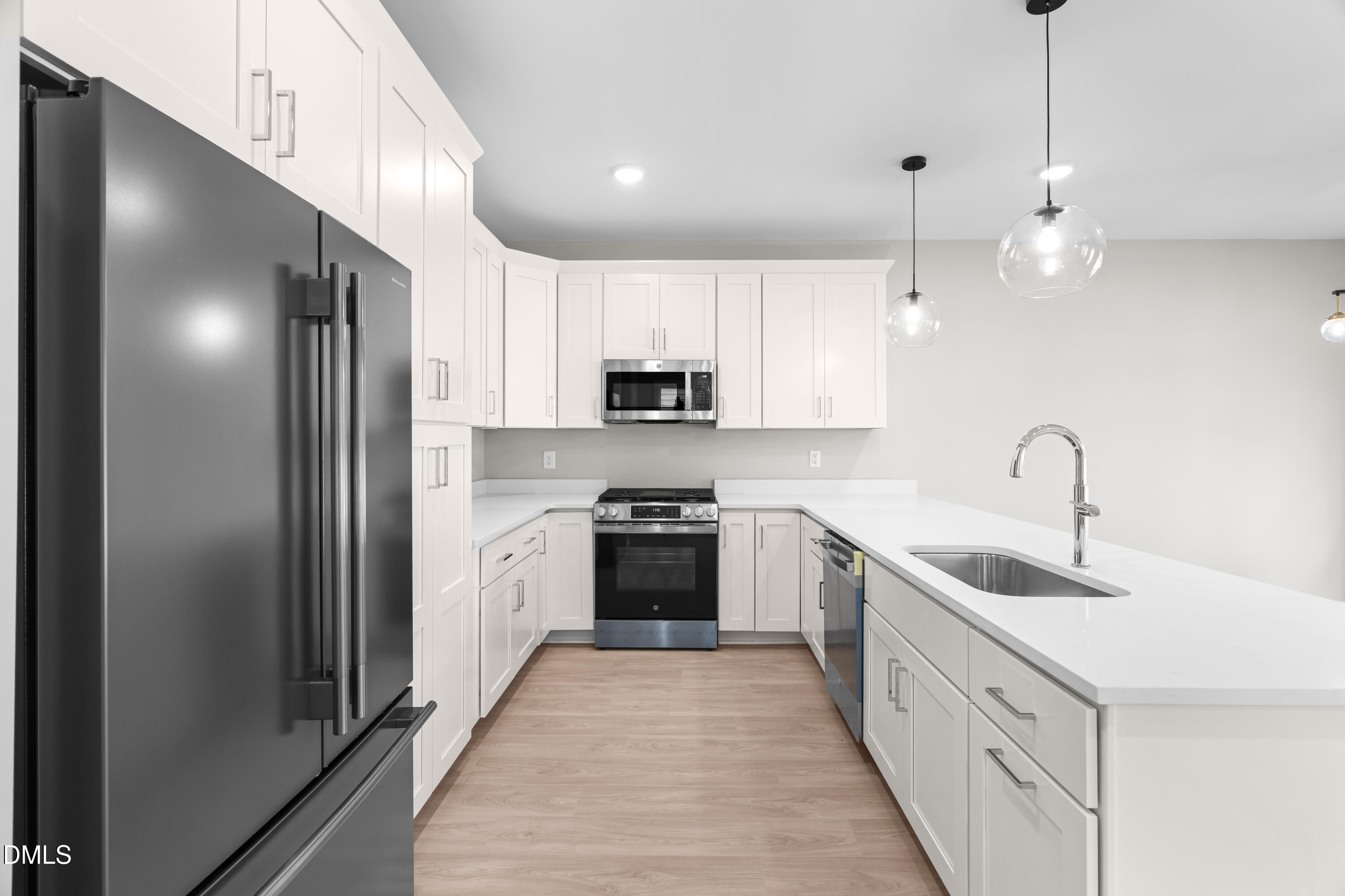 1024 Harper Road