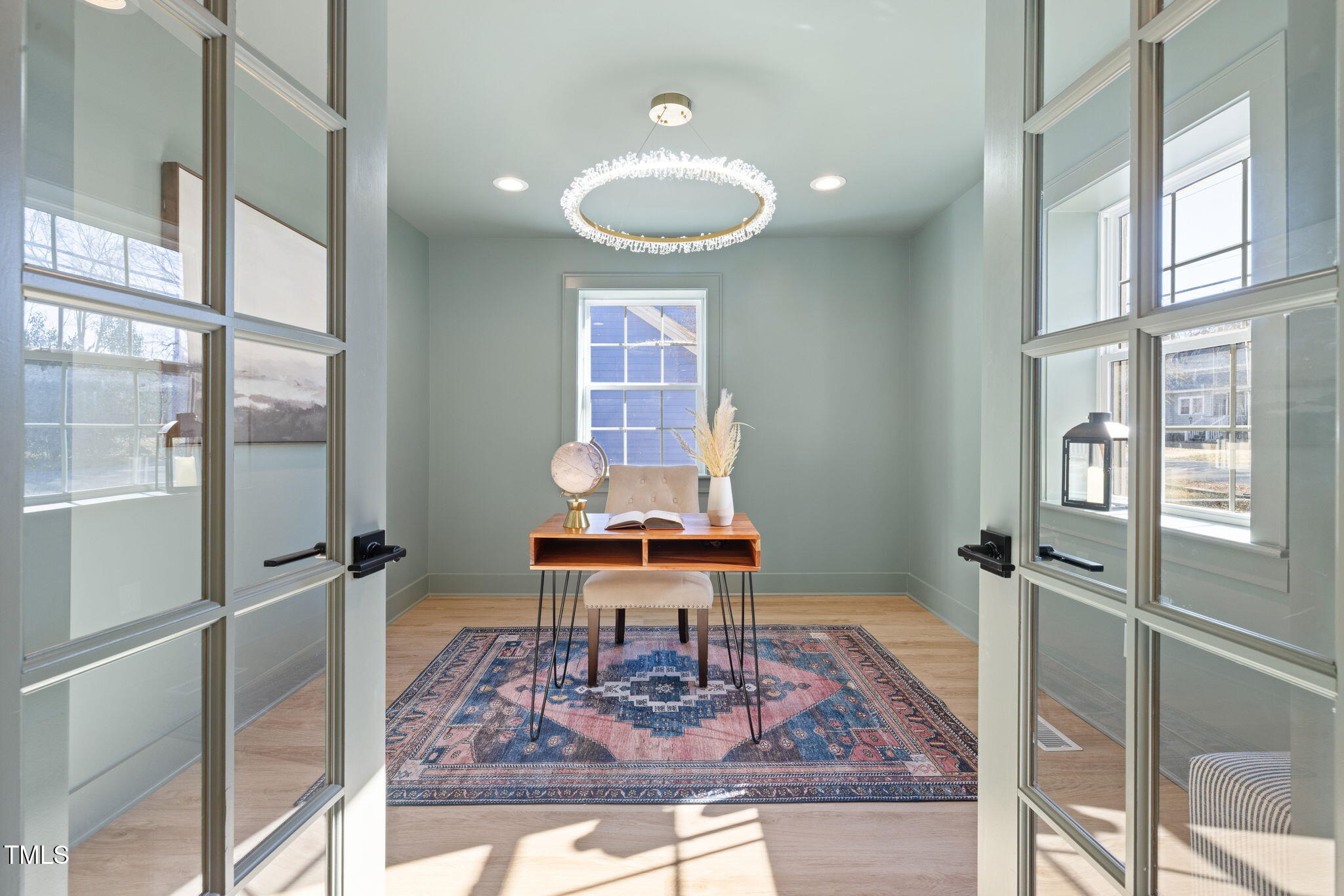 18 W Academy Street