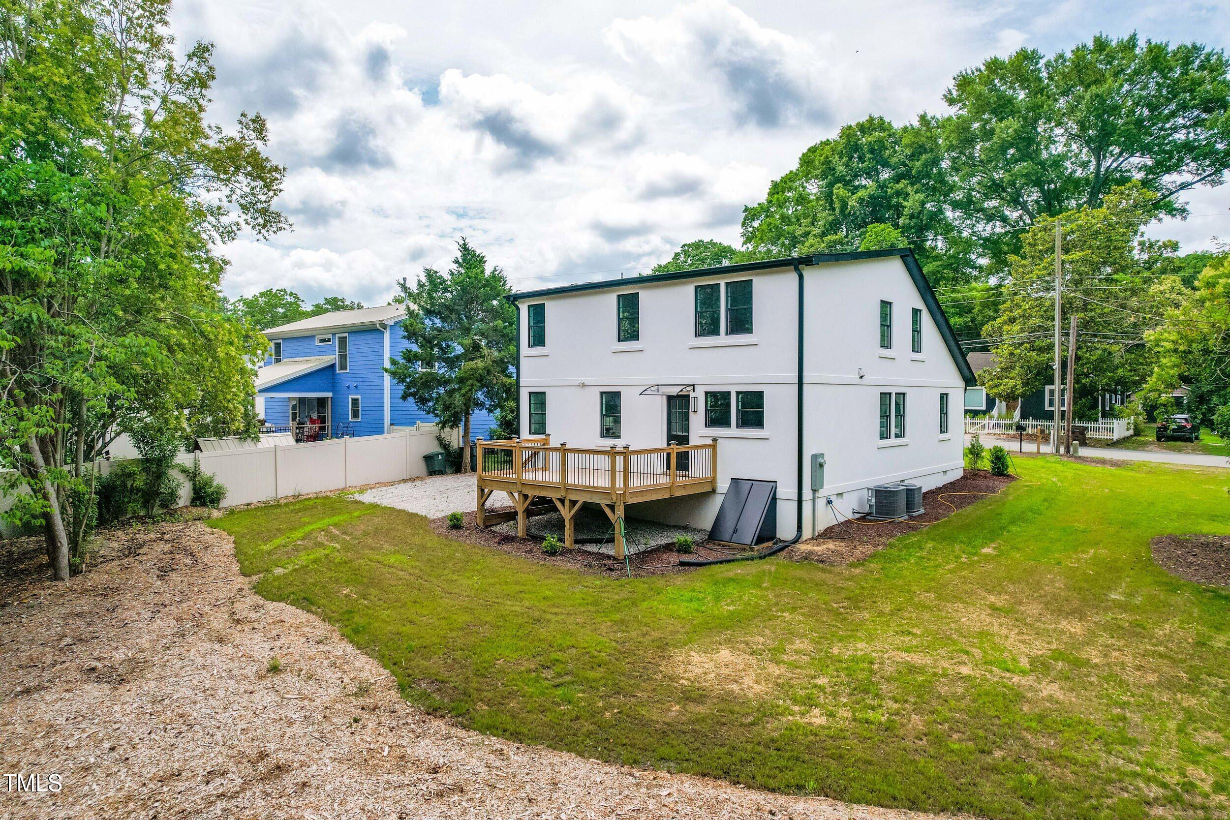 18 W Academy Street