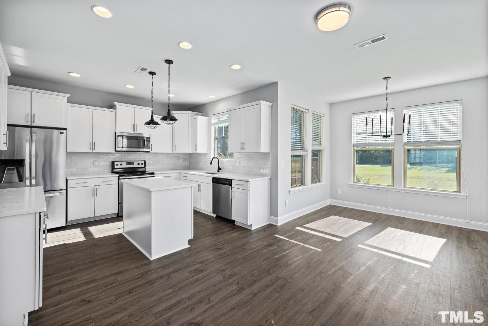 521 Groveview Wynd