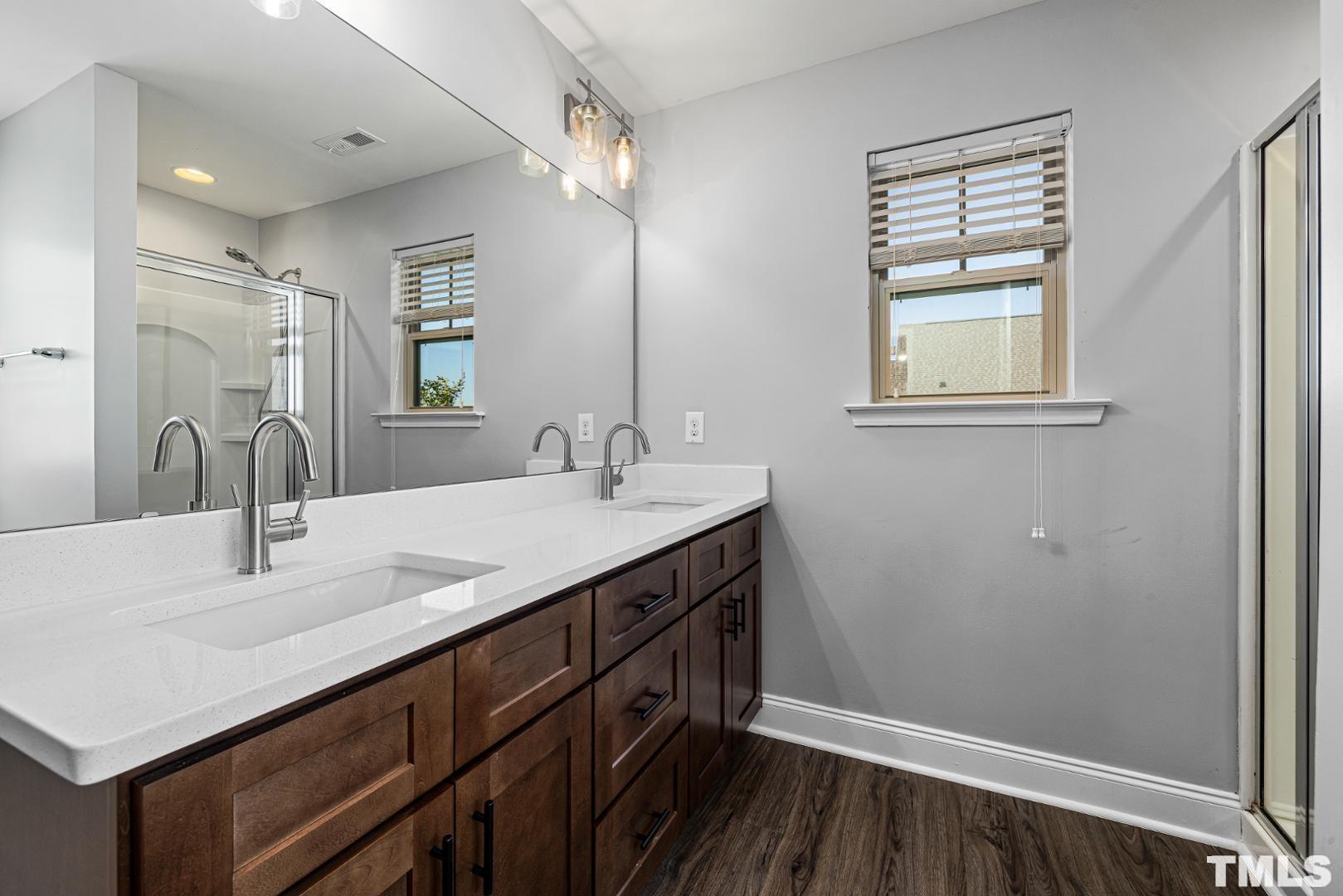 521 Groveview Wynd