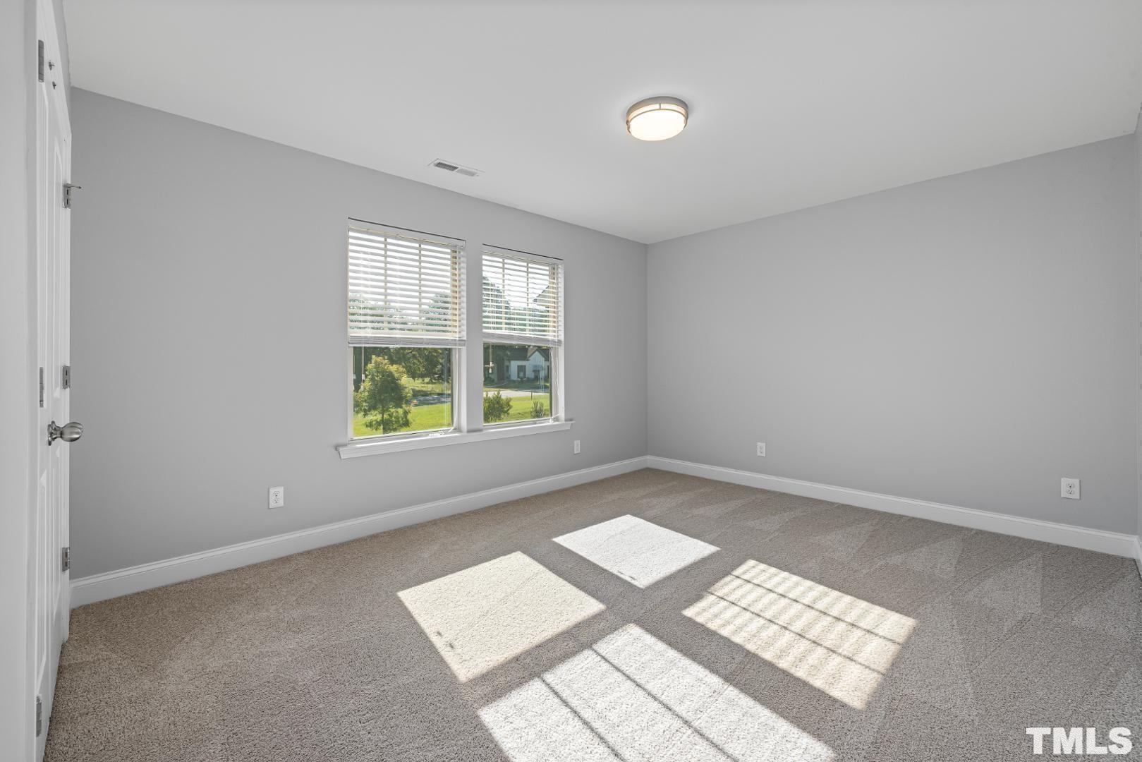 521 Groveview Wynd