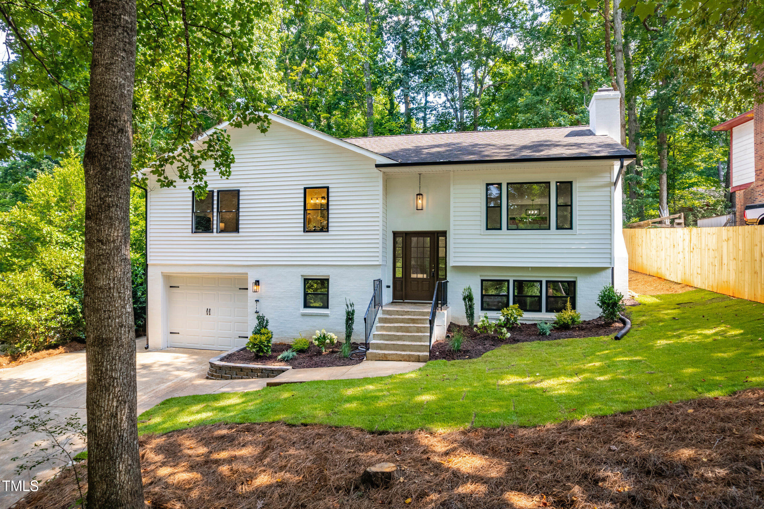 4349 Pickwick Drive