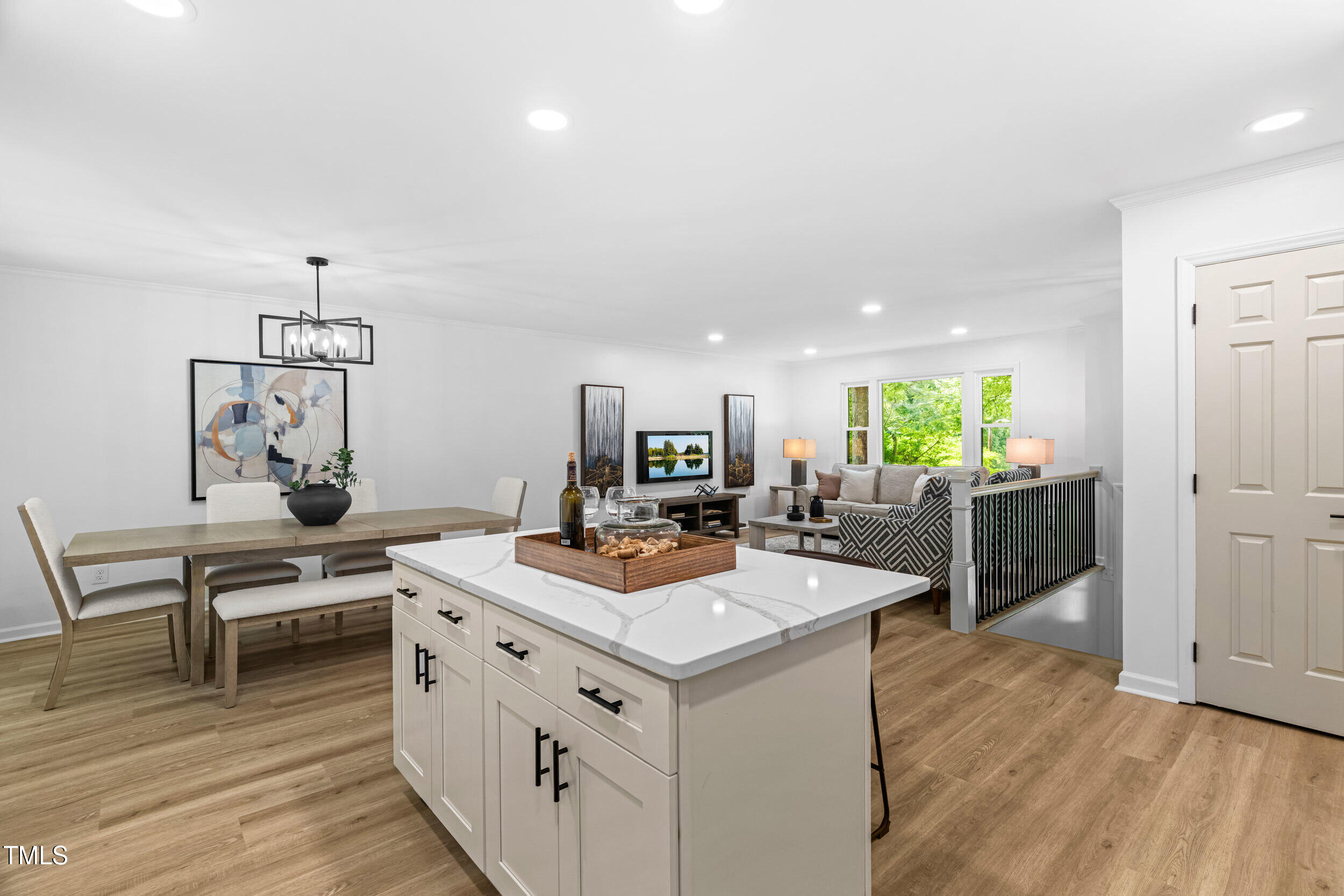4349 Pickwick Drive