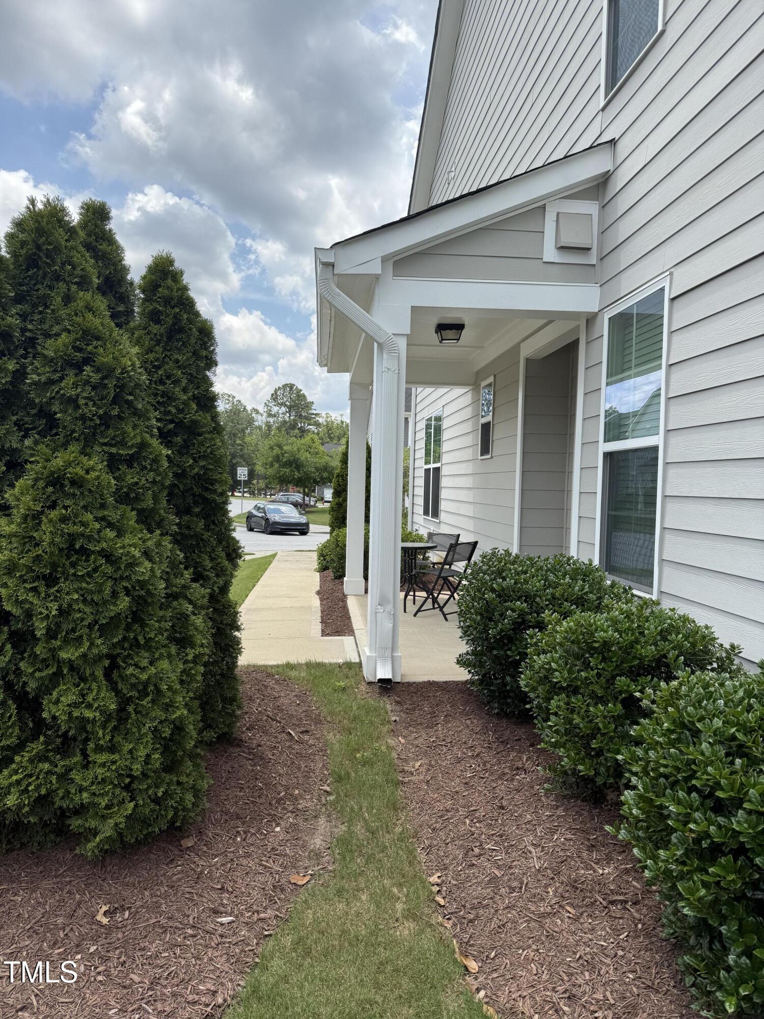 830 New Derby Lane