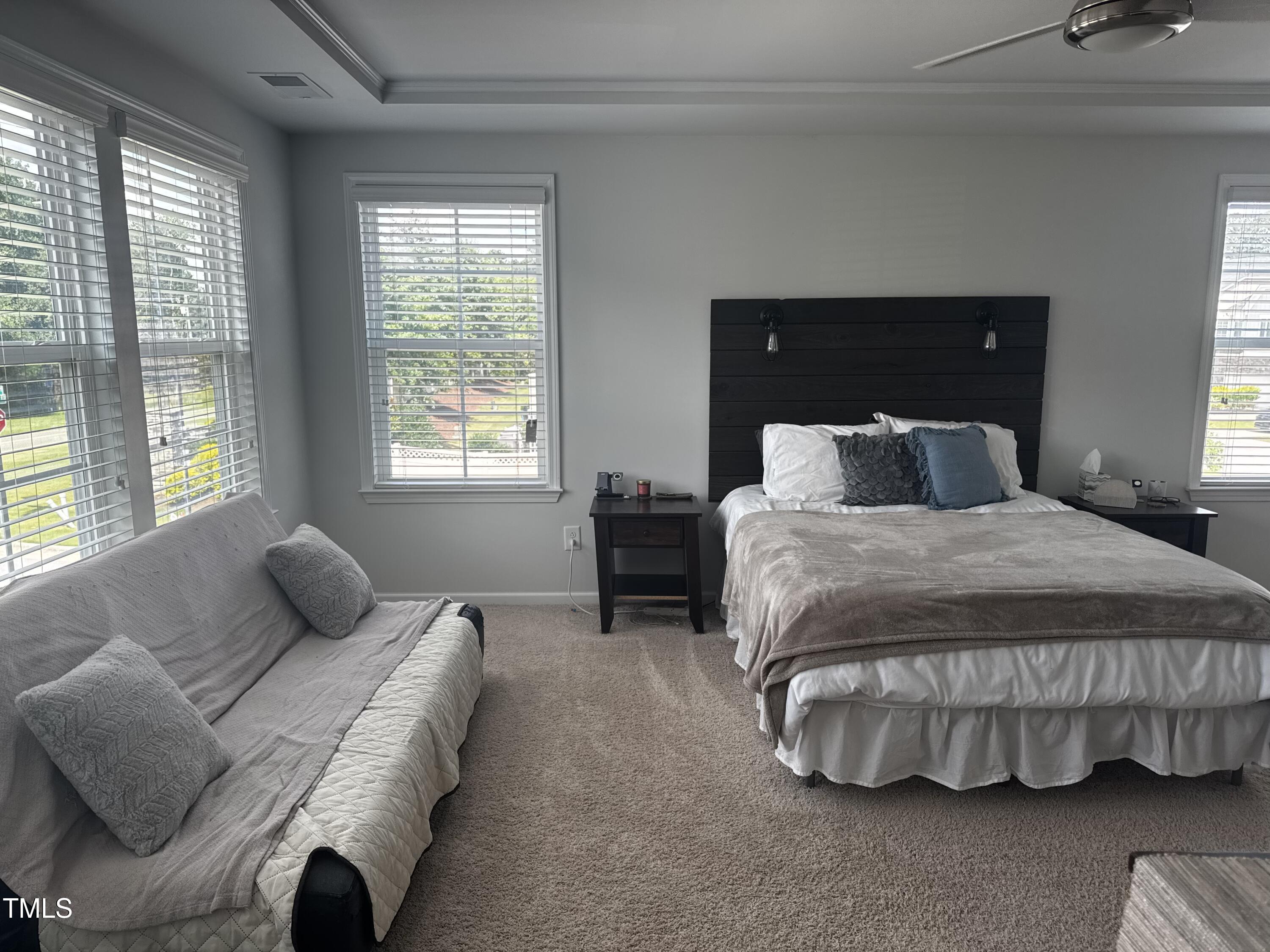 830 New Derby Lane