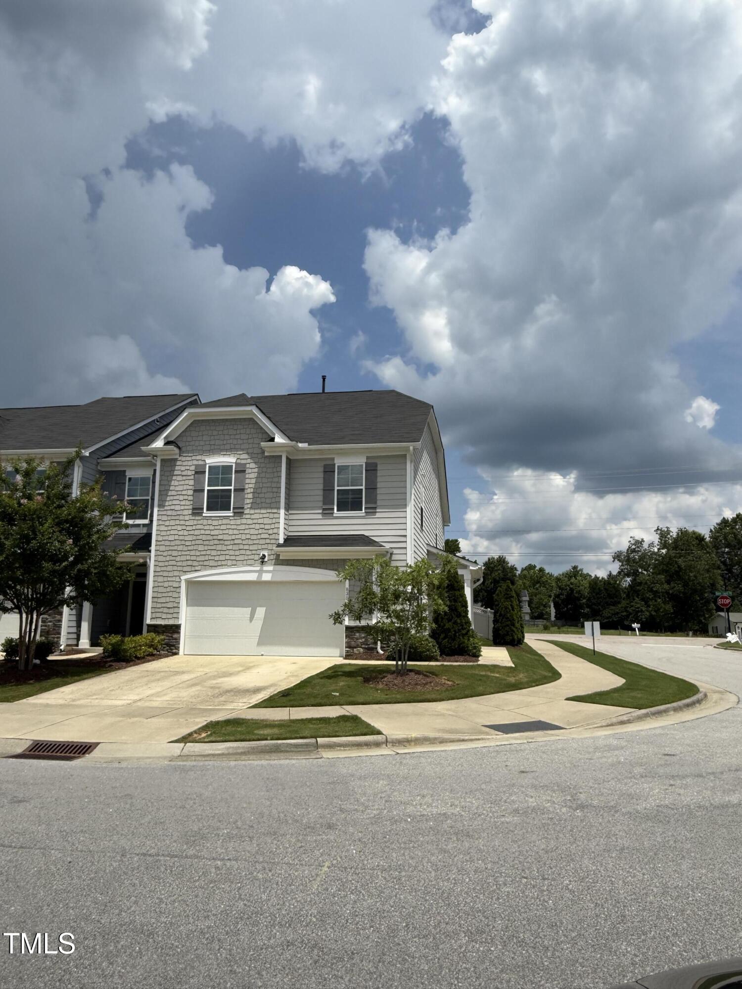 830 New Derby Lane