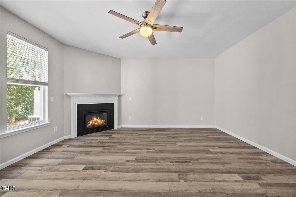 8404 Split Stone Lane