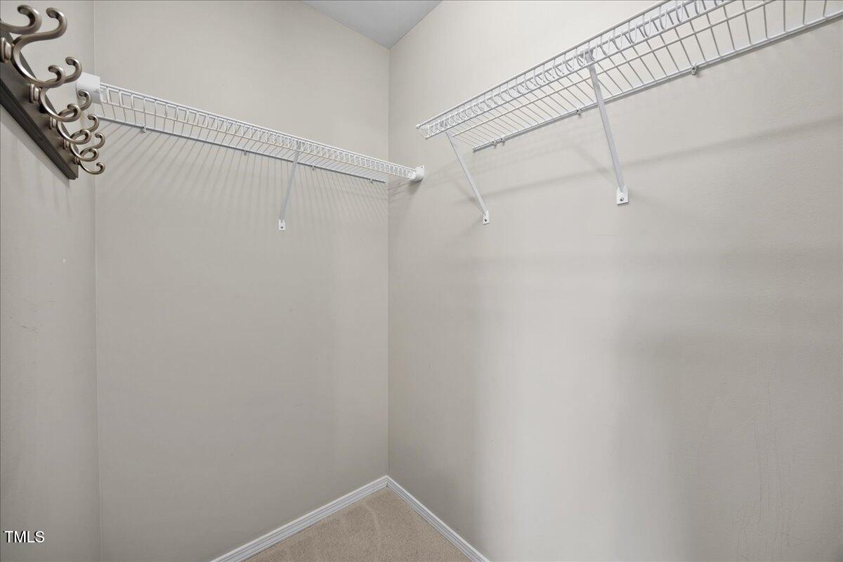 8404 Split Stone Lane