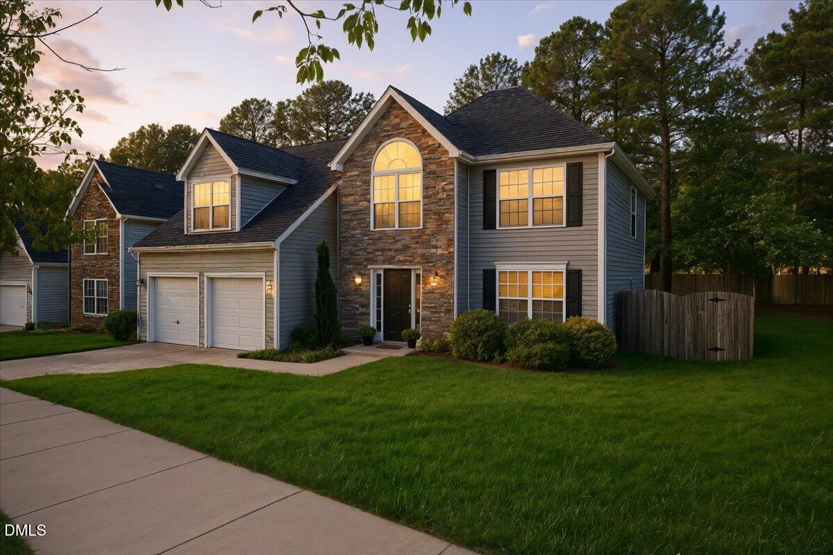 709 Holly Thorn Trace