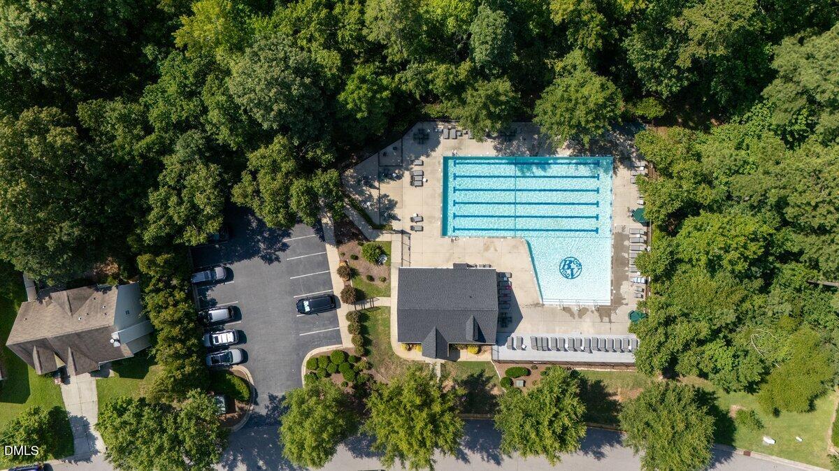 709 Holly Thorn Trace