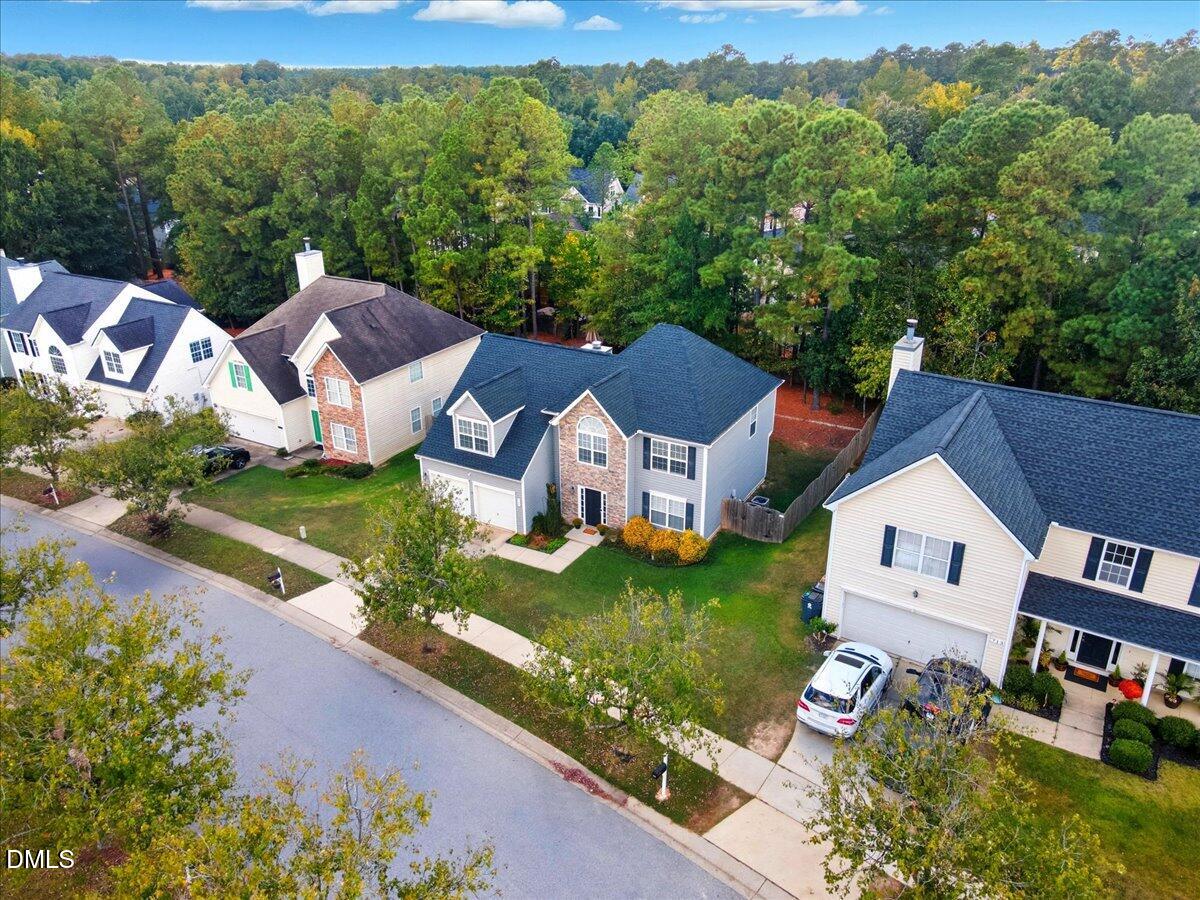 709 Holly Thorn Trace