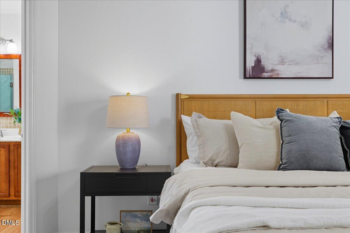 709 Holly Thorn Trace