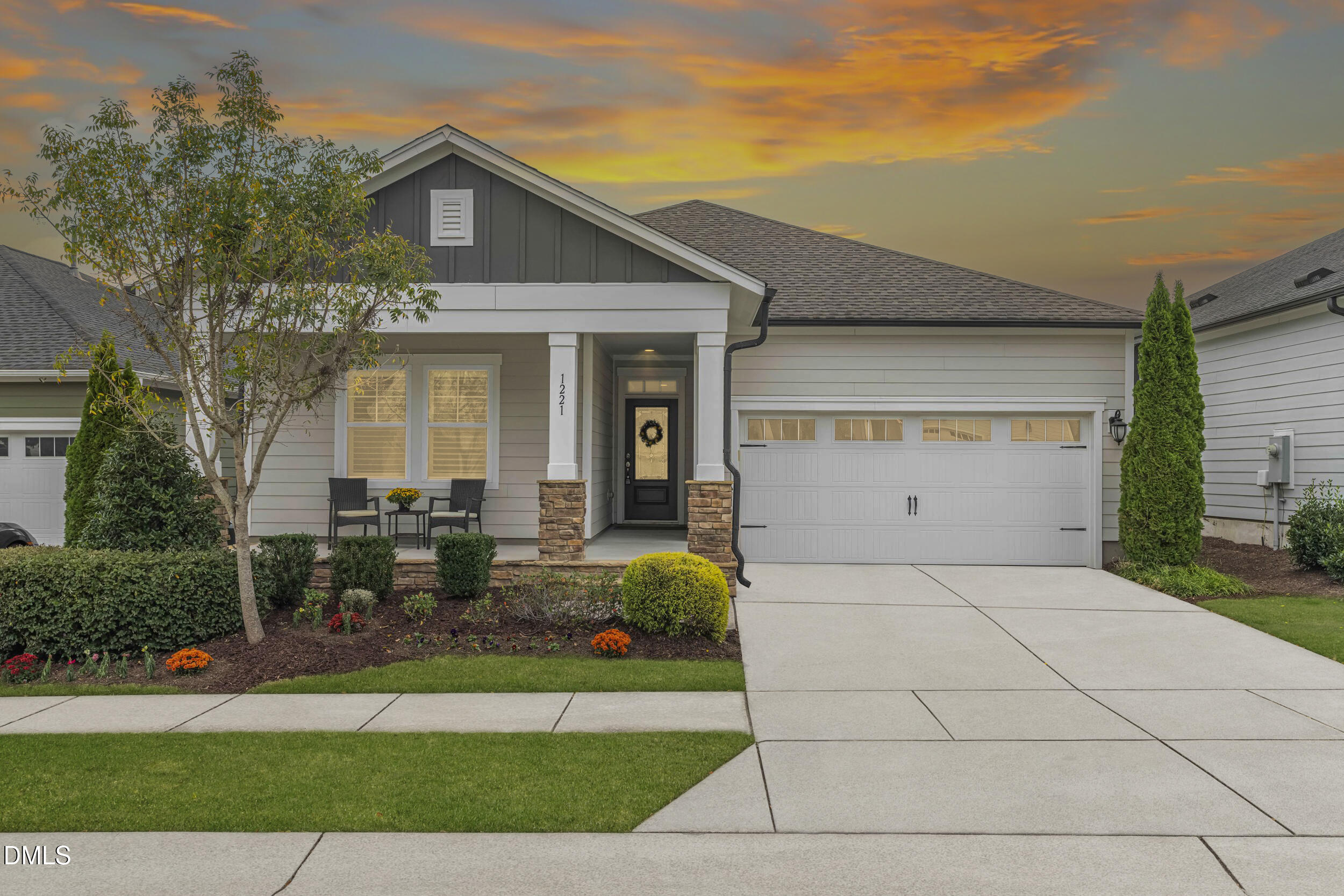 1221 Elk Falls Drive