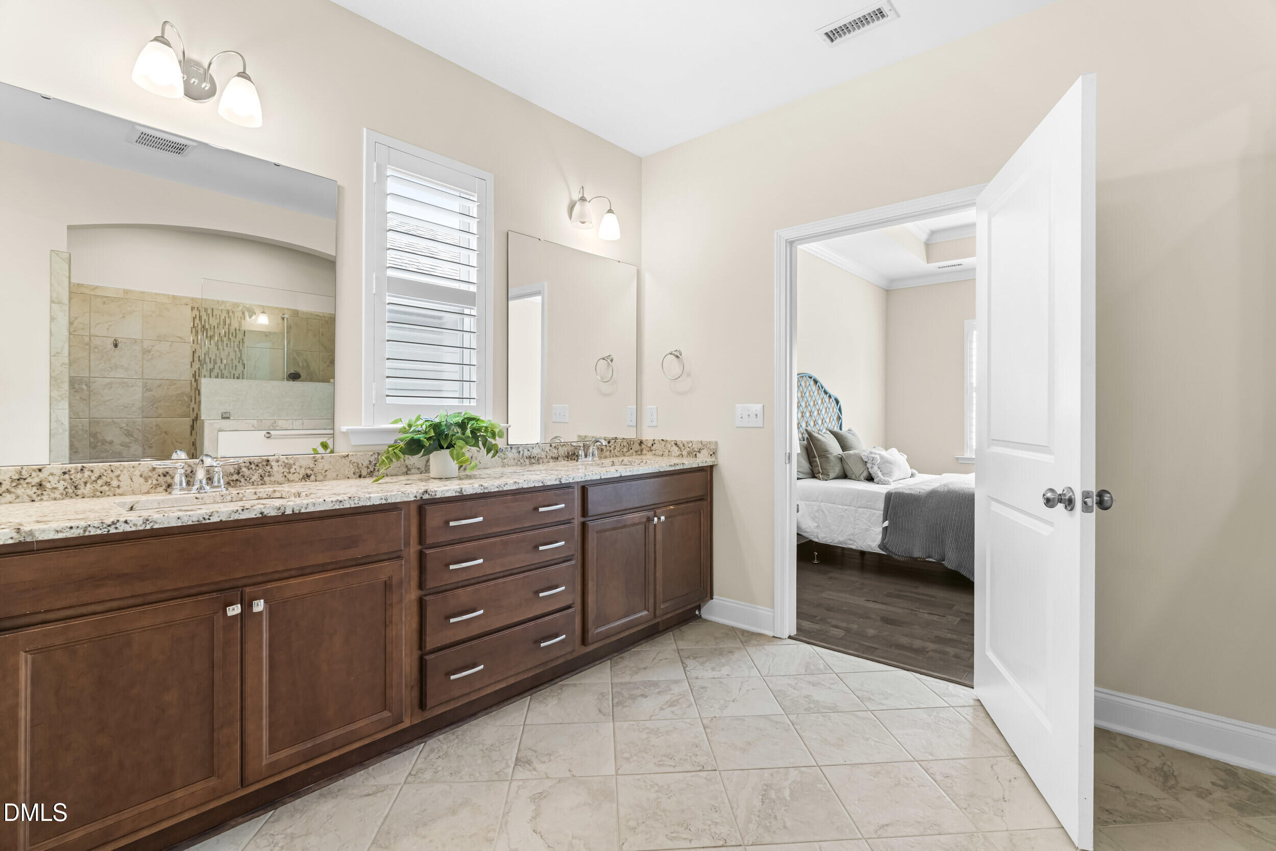 1221 Elk Falls Drive