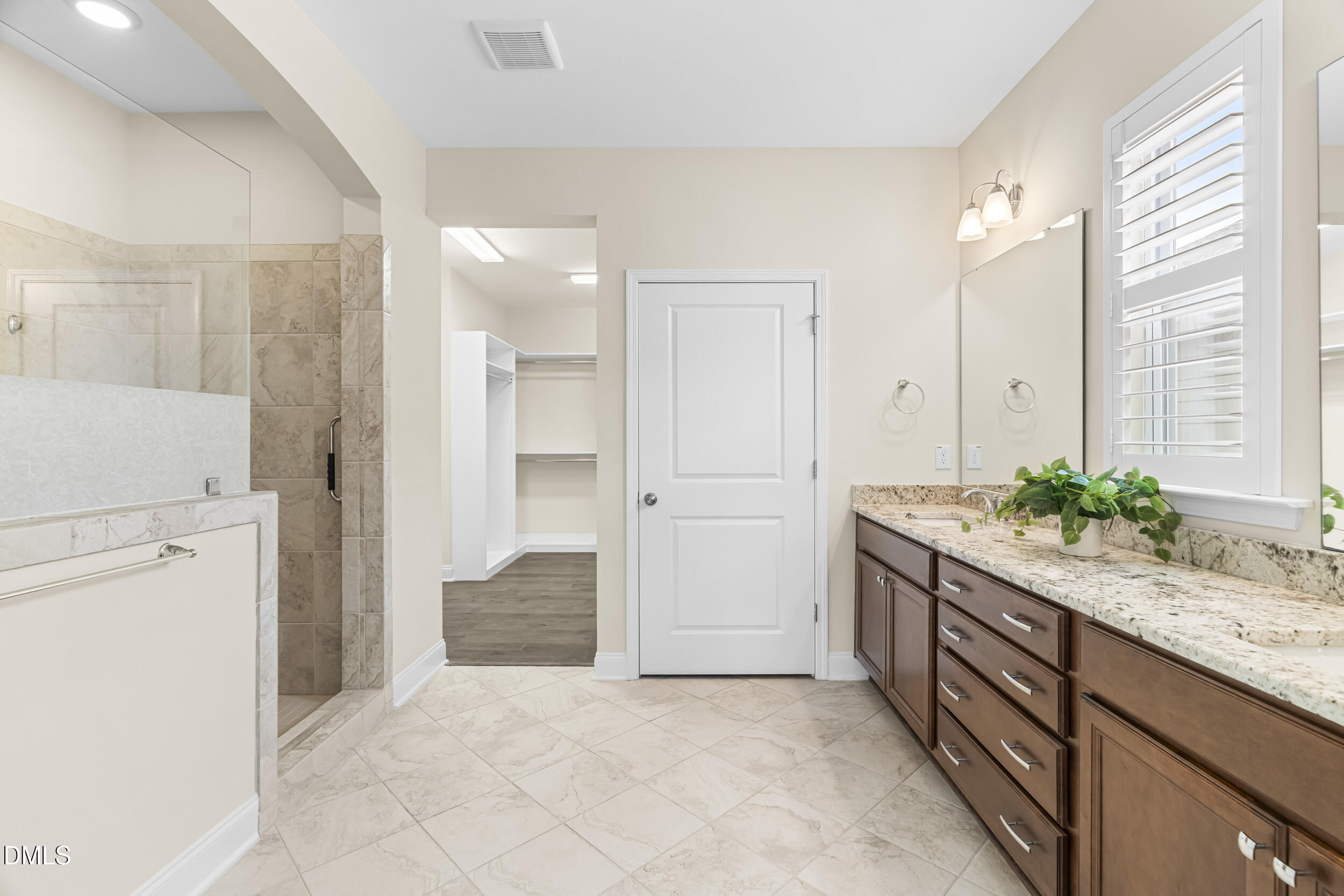 1221 Elk Falls Drive