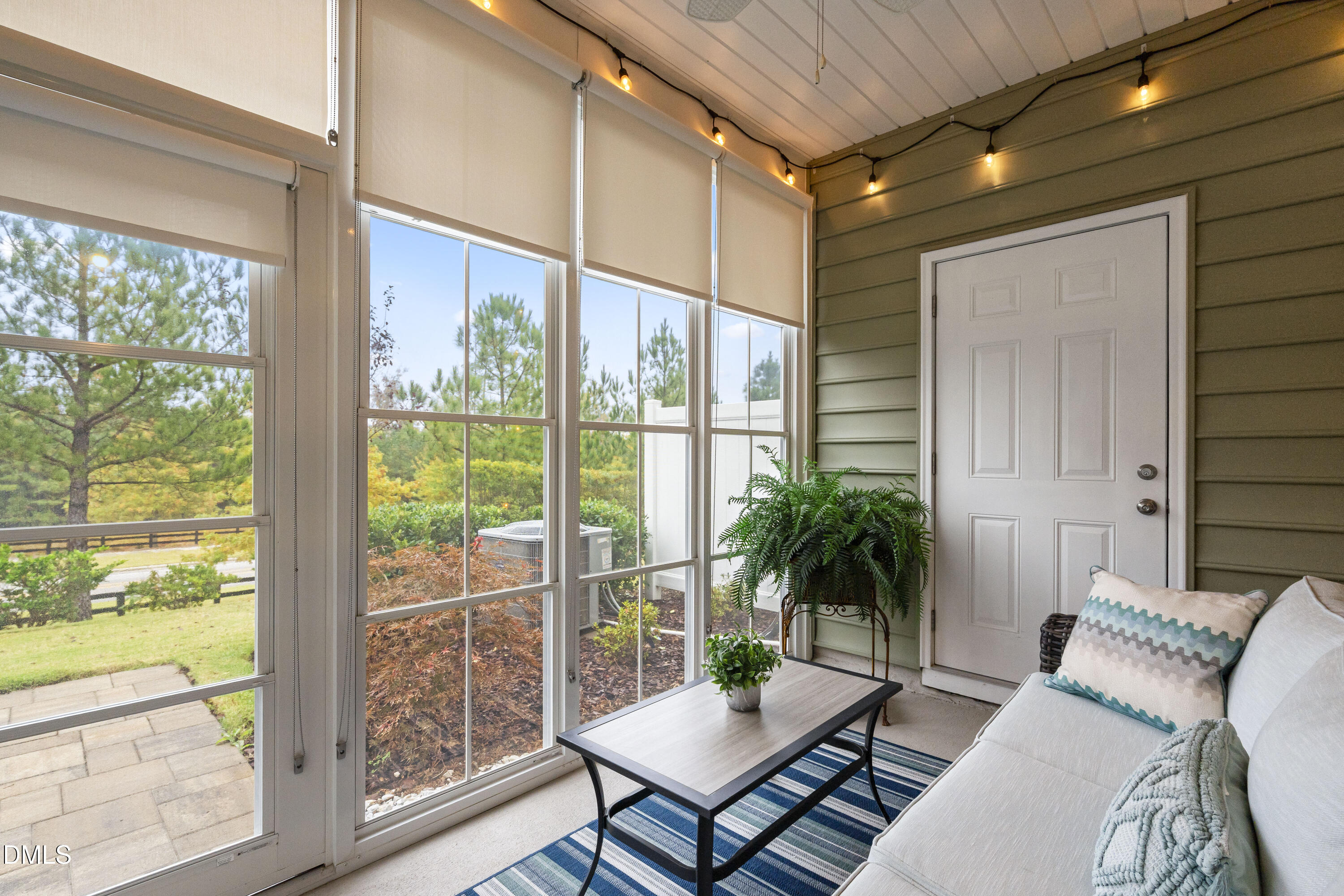 324 Acorn Hollow Place