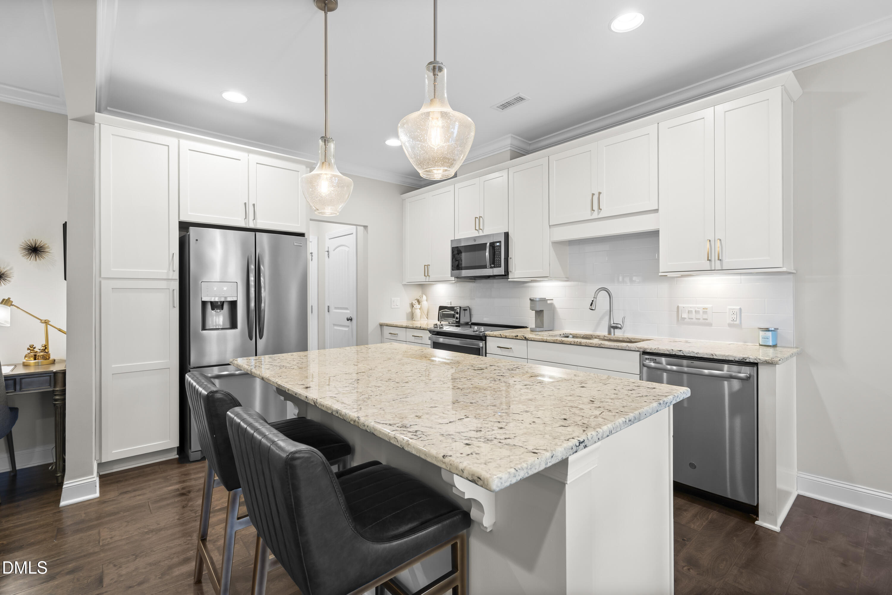 324 Acorn Hollow Place