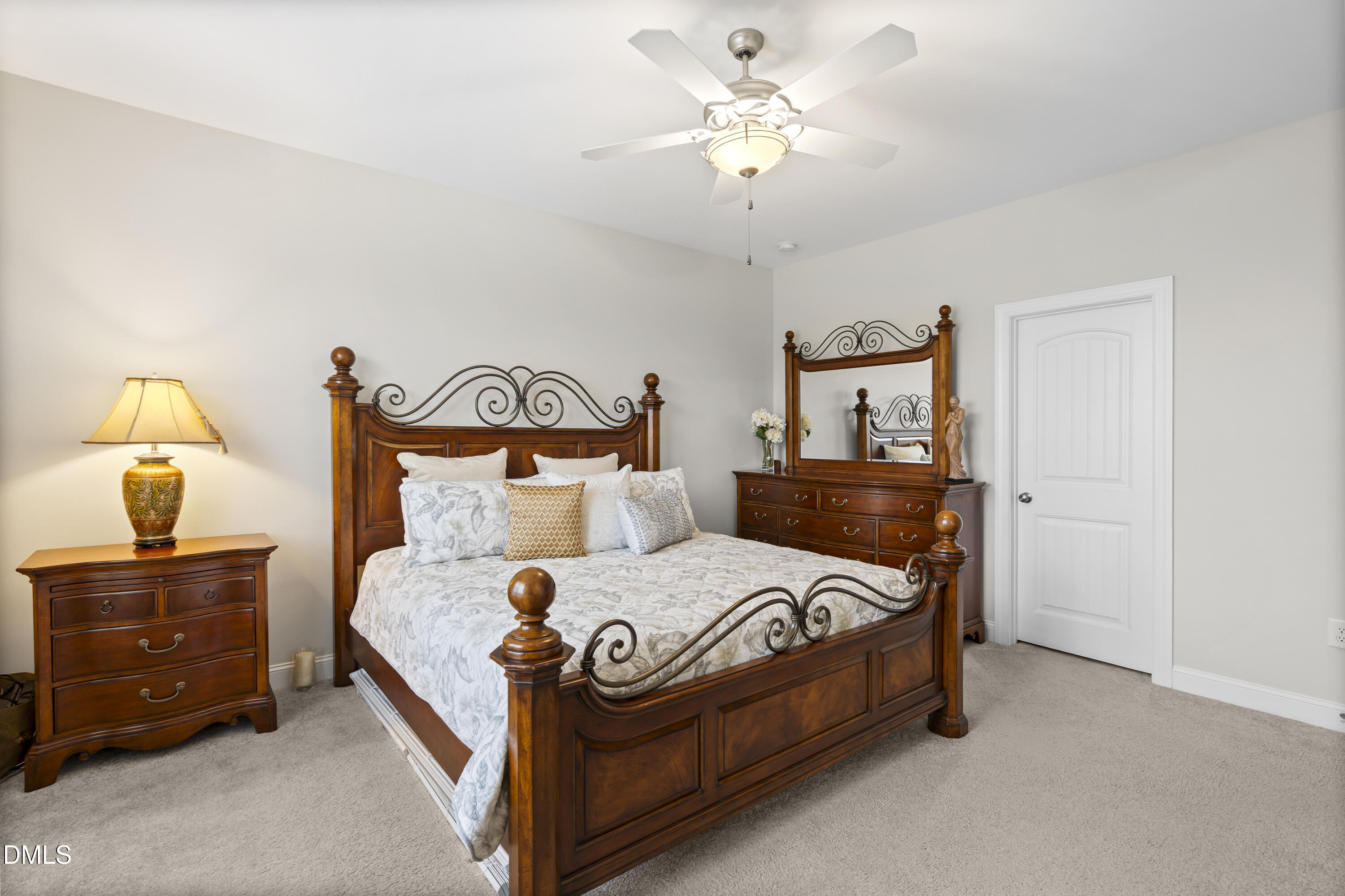 324 Acorn Hollow Place