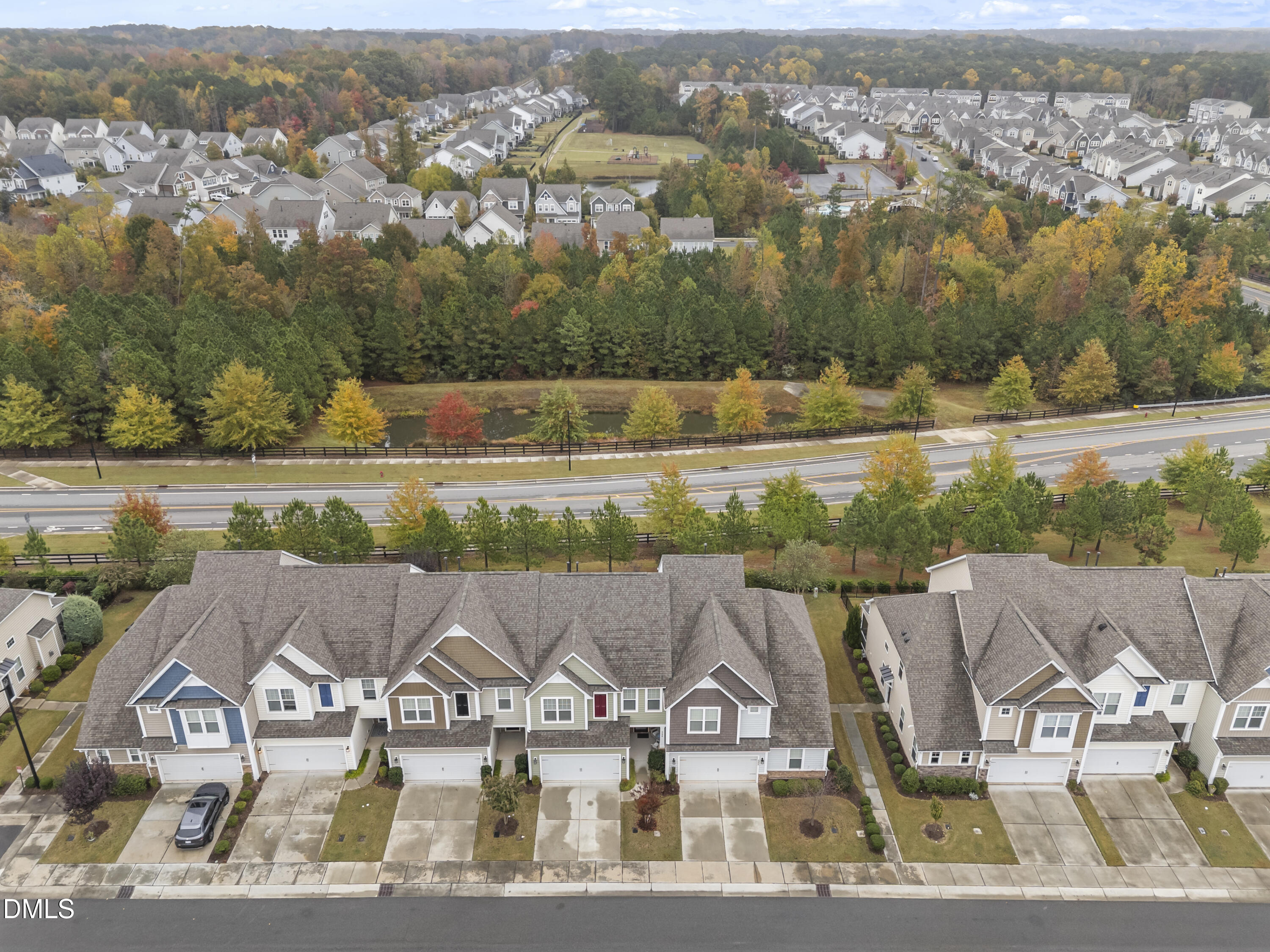 324 Acorn Hollow Place