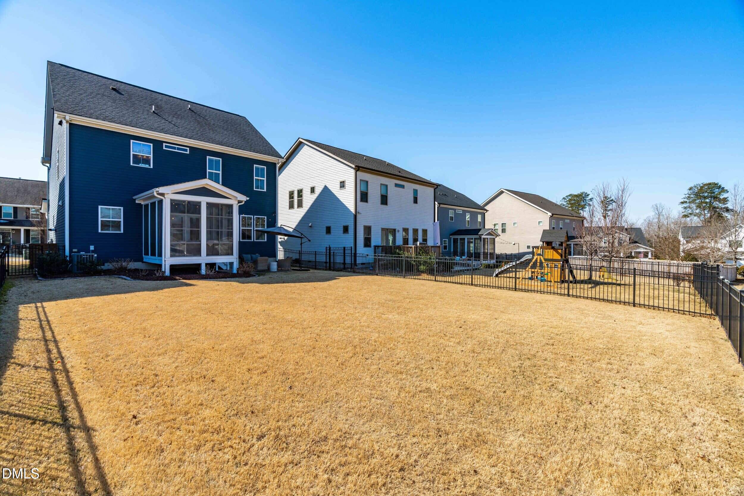 820 Groveview Wynd