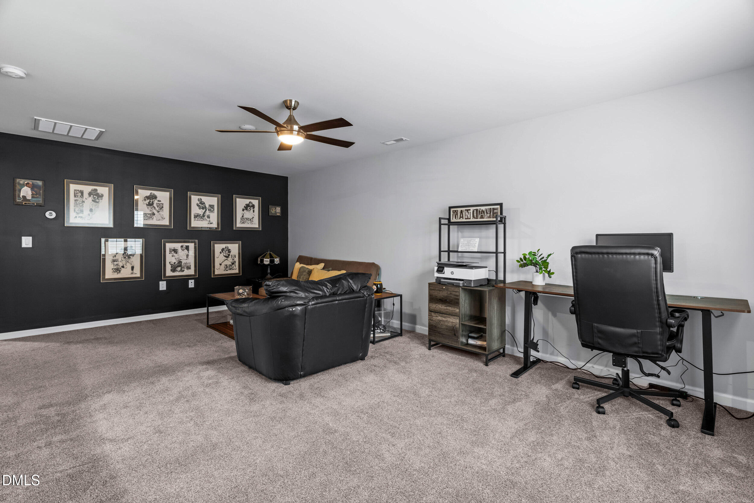 1016 Hollis Circle