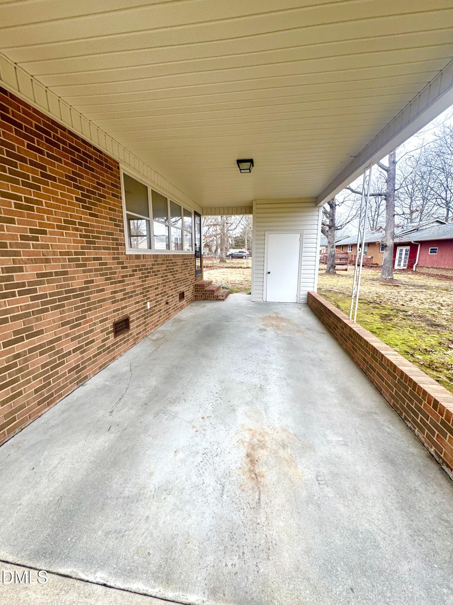 30 Nandina Drive