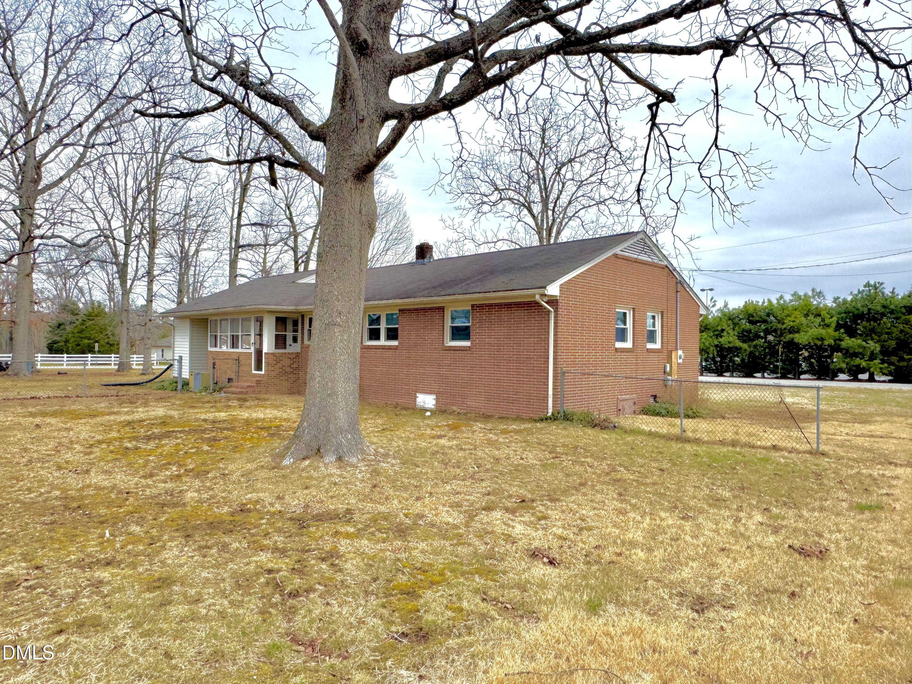 30 Nandina Drive