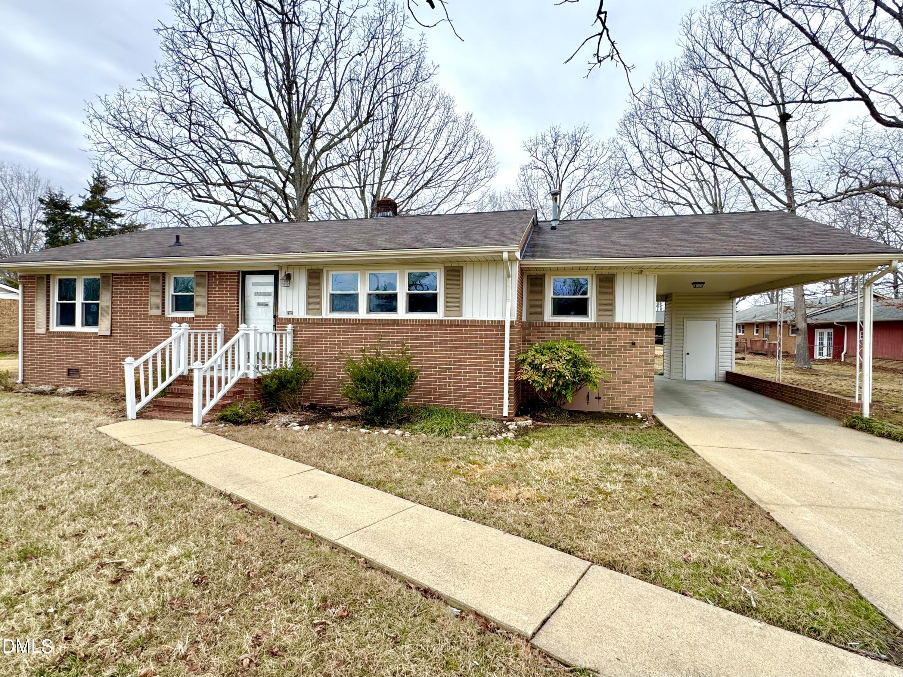 30 Nandina Drive