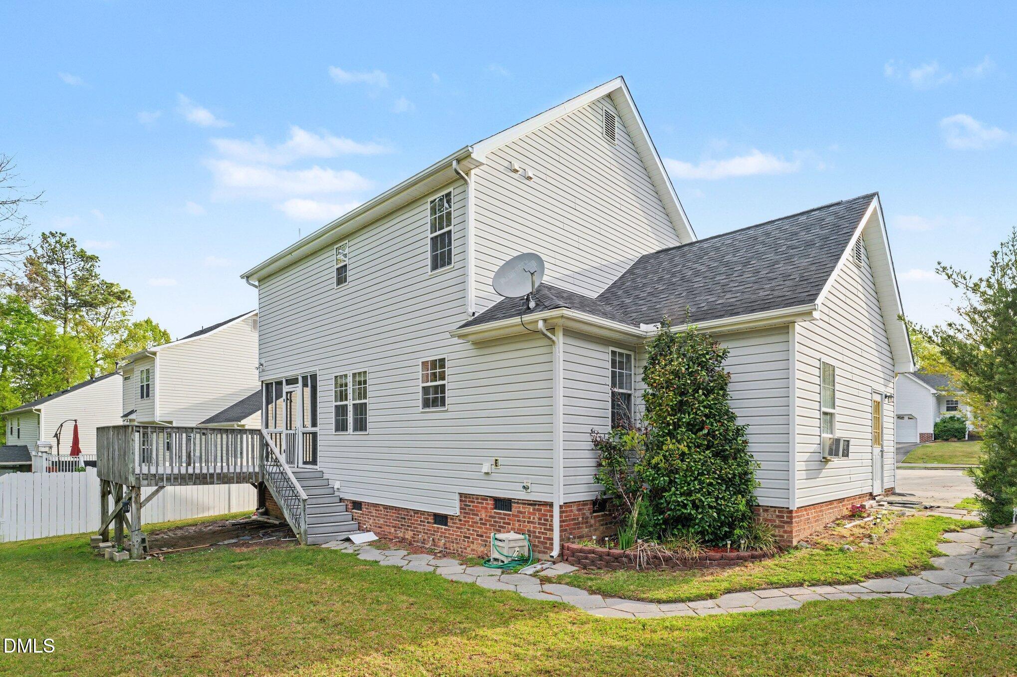 215 Spinel Lane