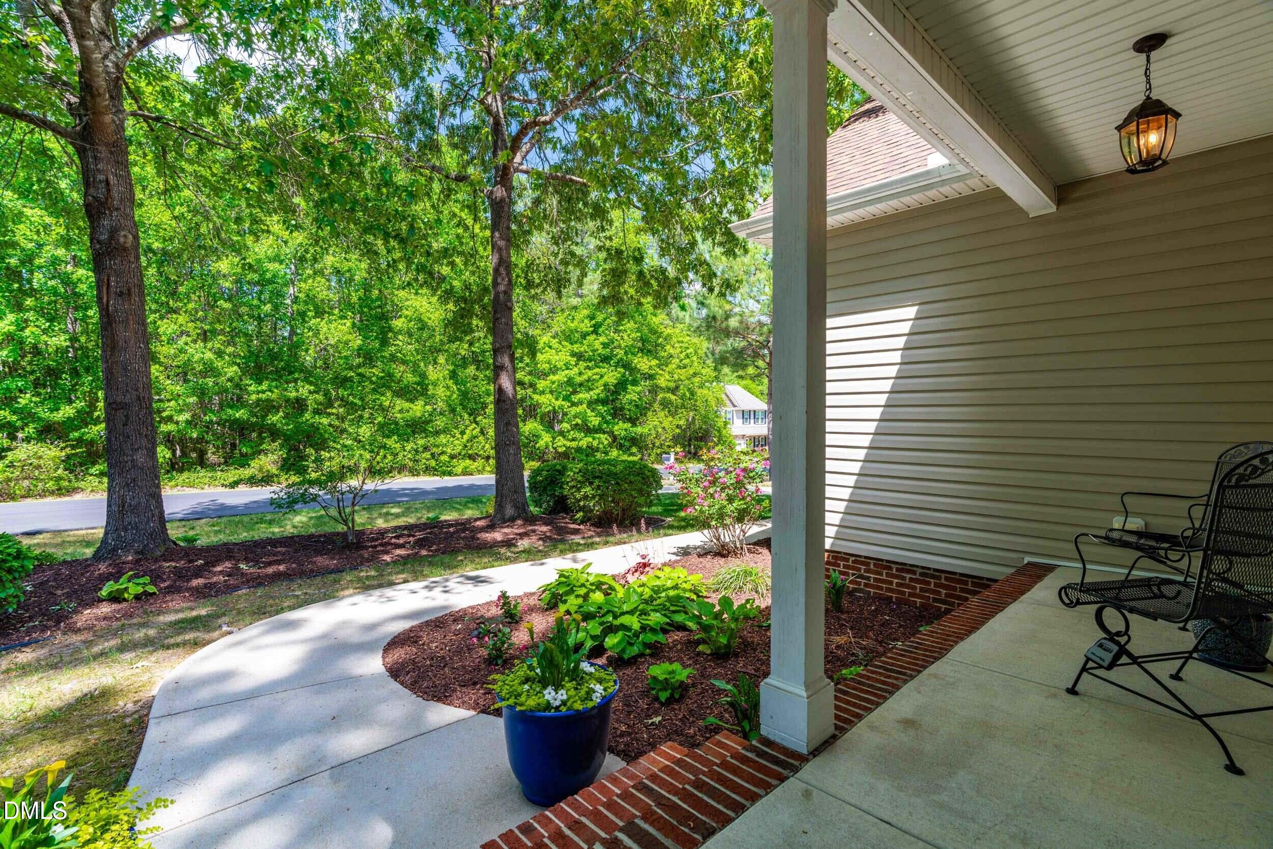 190 Willow Ridge Drive