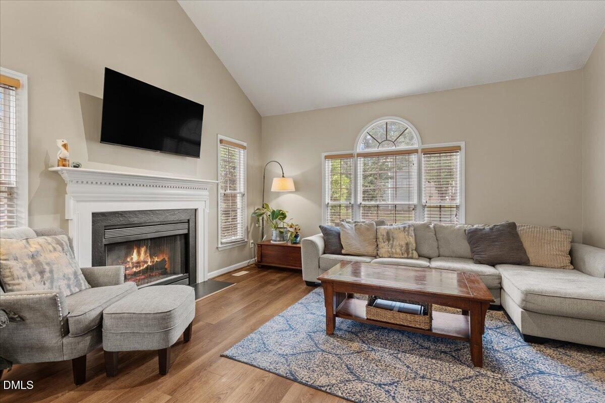 5221 Sutter Way
