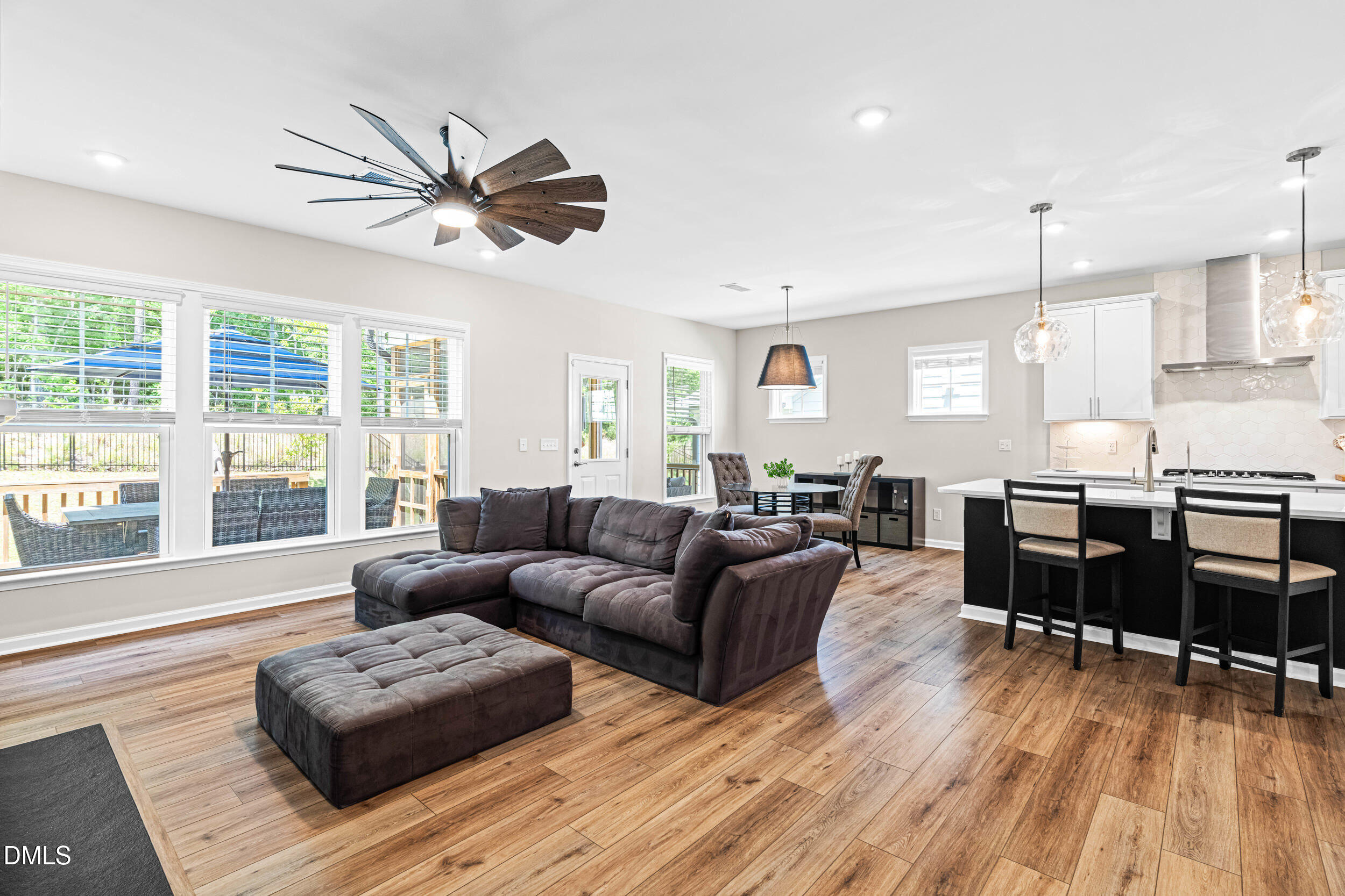 71 Highpointe Drive
