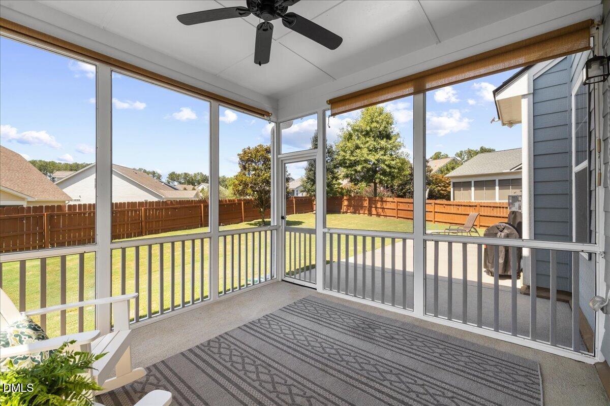 819 Lake Artesia Lane