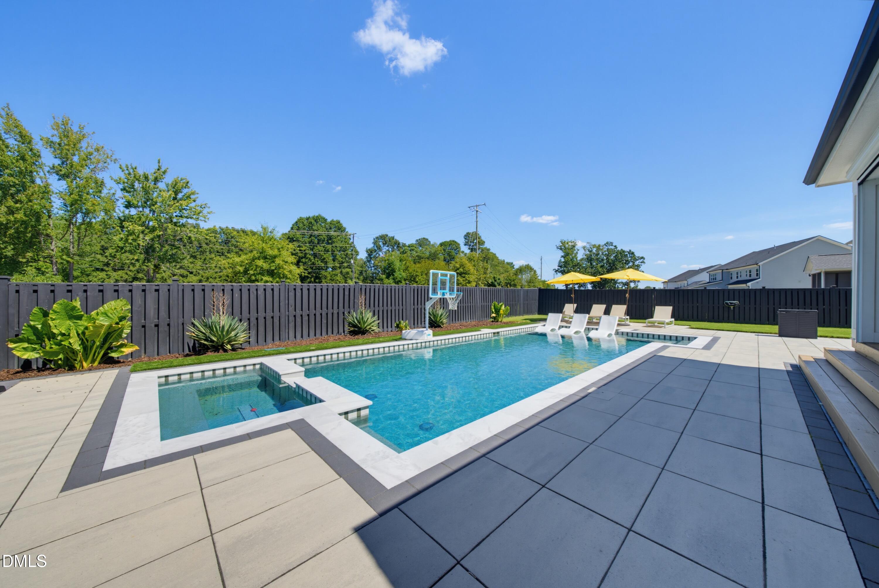 3506 Diamond Leaf Court