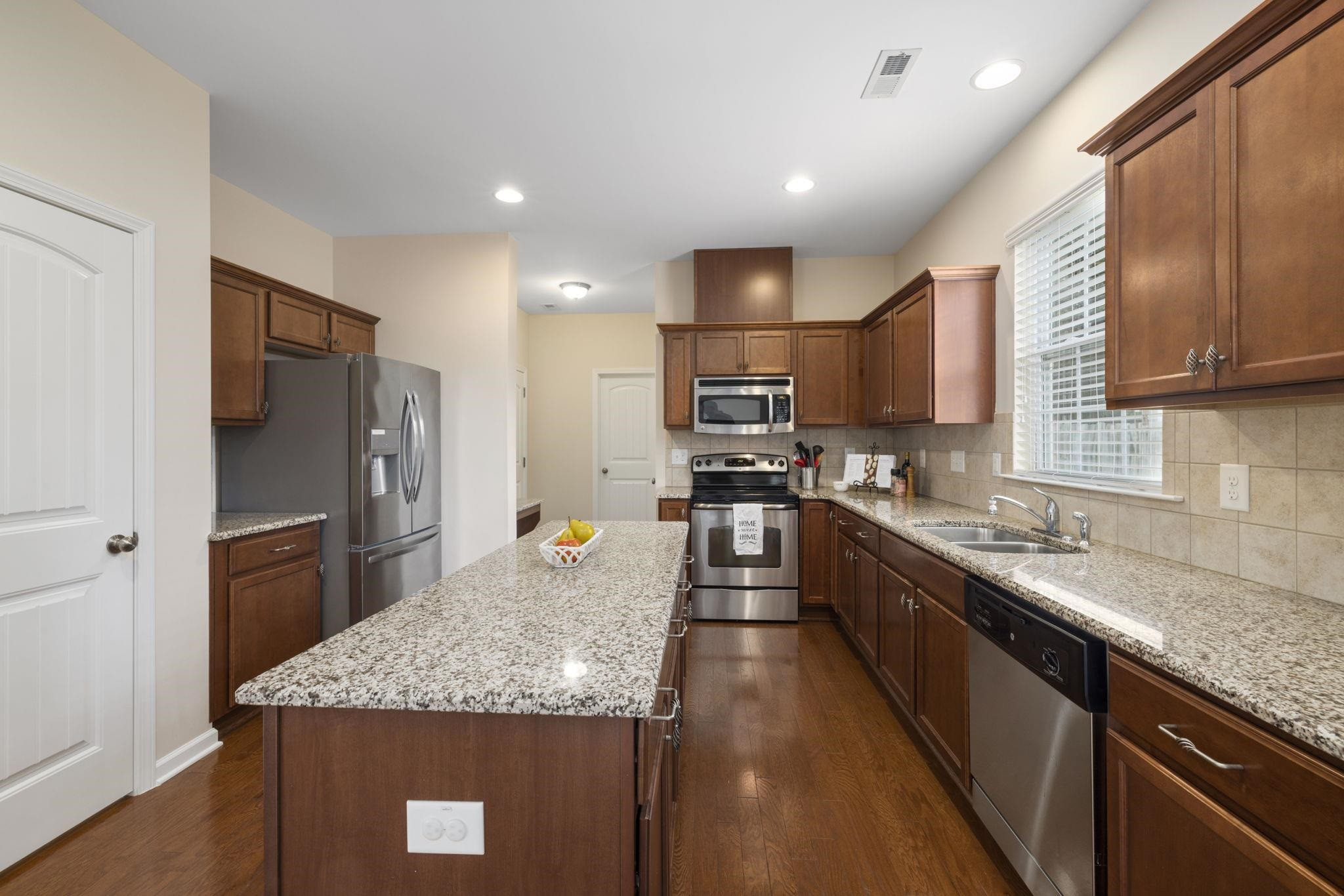 5116 Busted Rock Trail