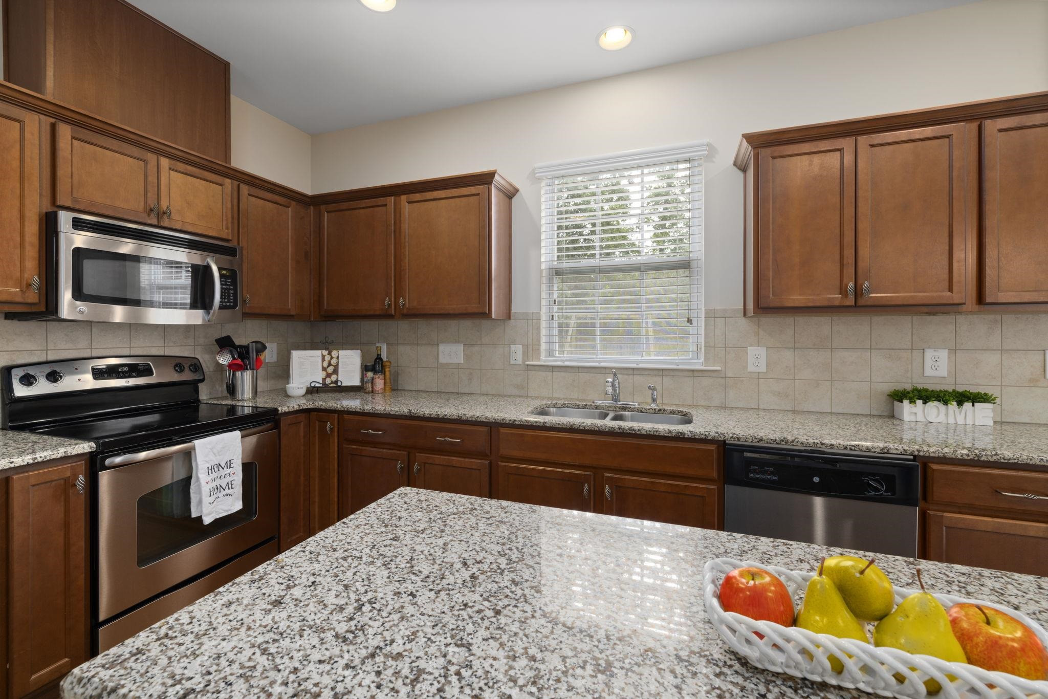 5116 Busted Rock Trail