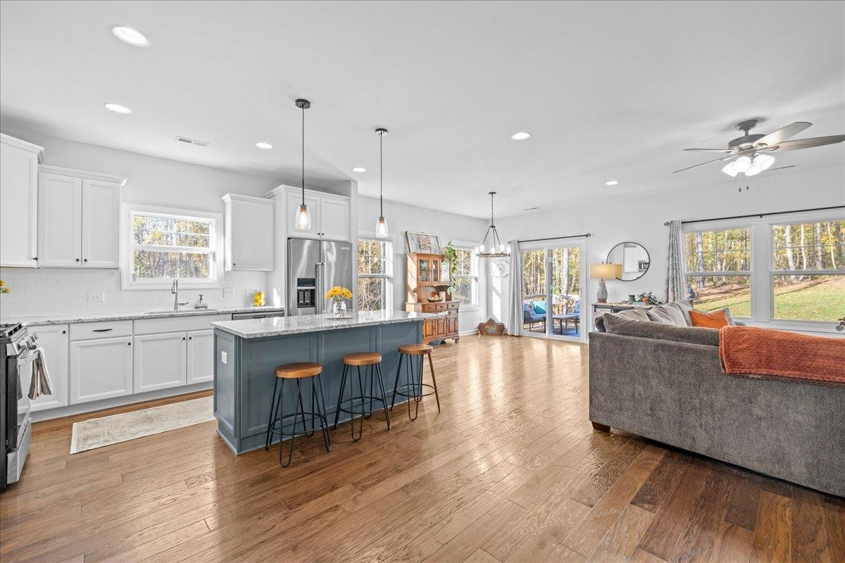 10801 Indian Lake Glen