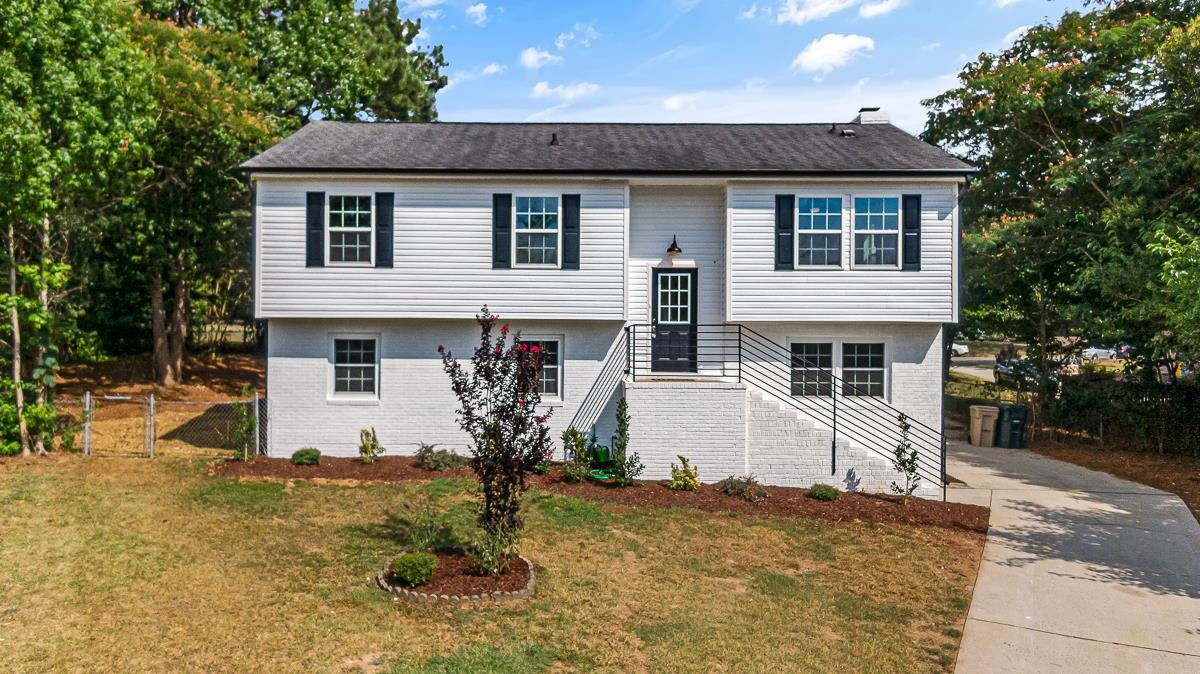 108 Hassell Court