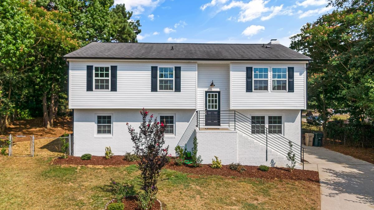 108 Hassell Court