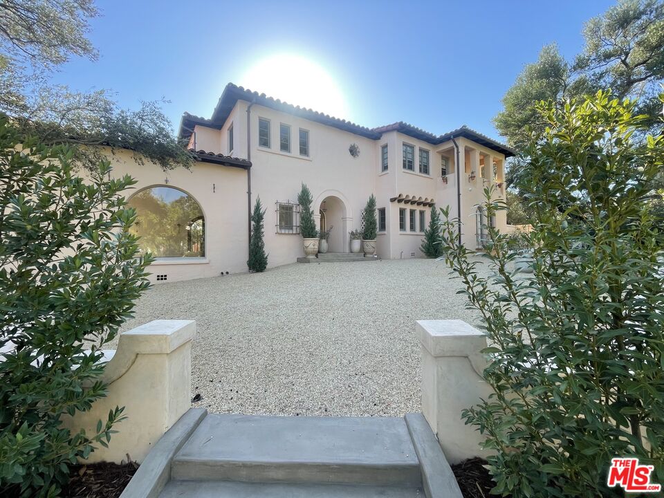 1422 Imperial Dr