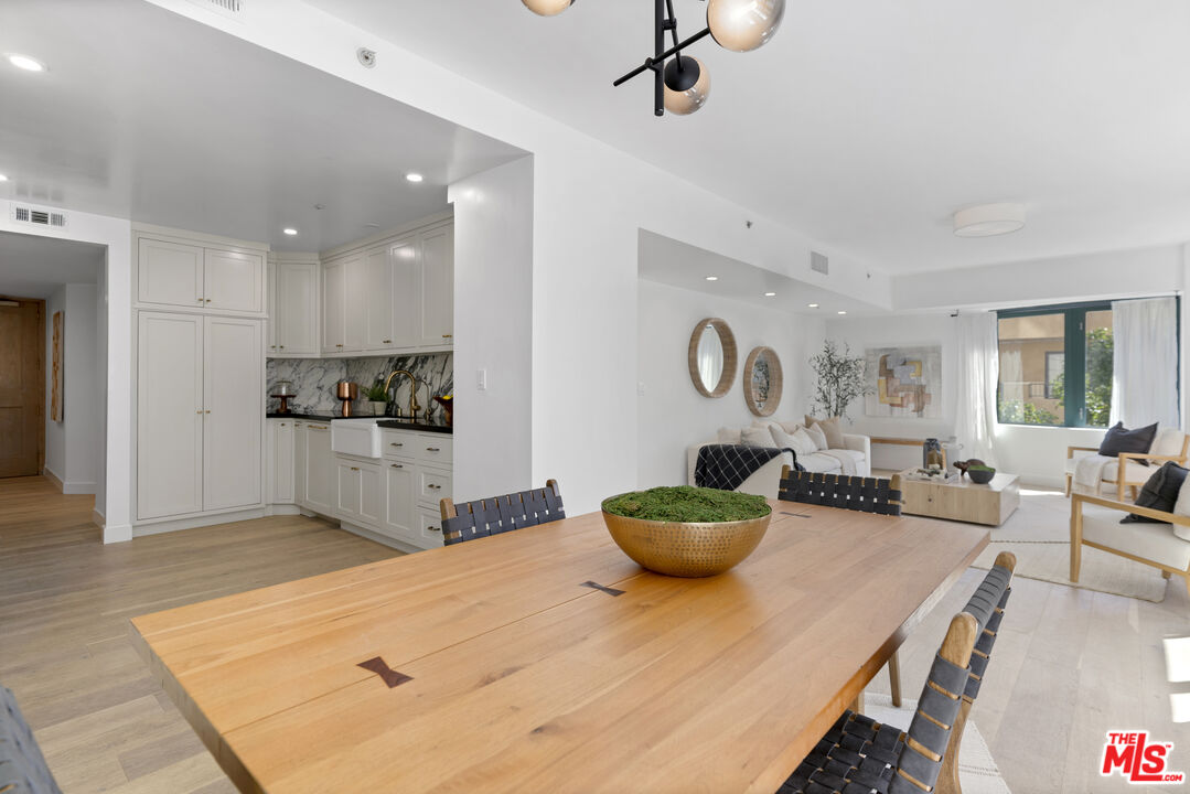 10520 Wilshire Blvd Unit: 306